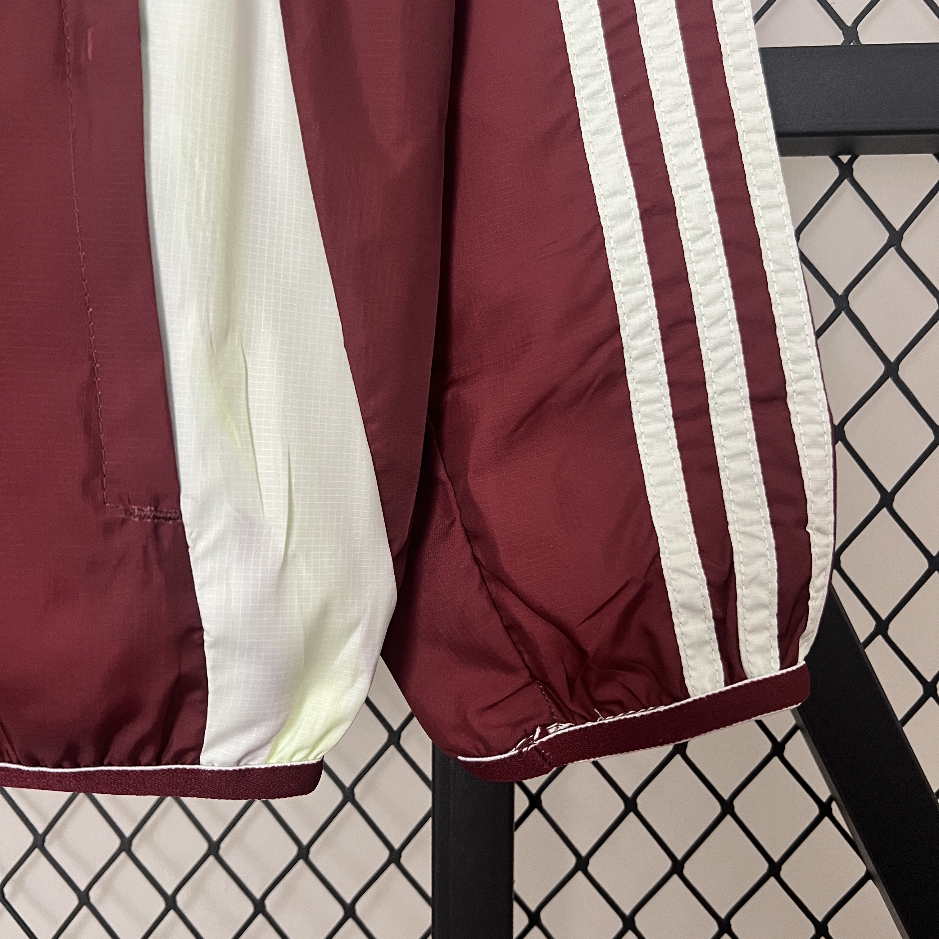 ManixJersey.com | Mexico 2024 Double Sided Reversible Windbreaker - Red & Grey -Customize Name, Number and Patch | Worldwide Shipping