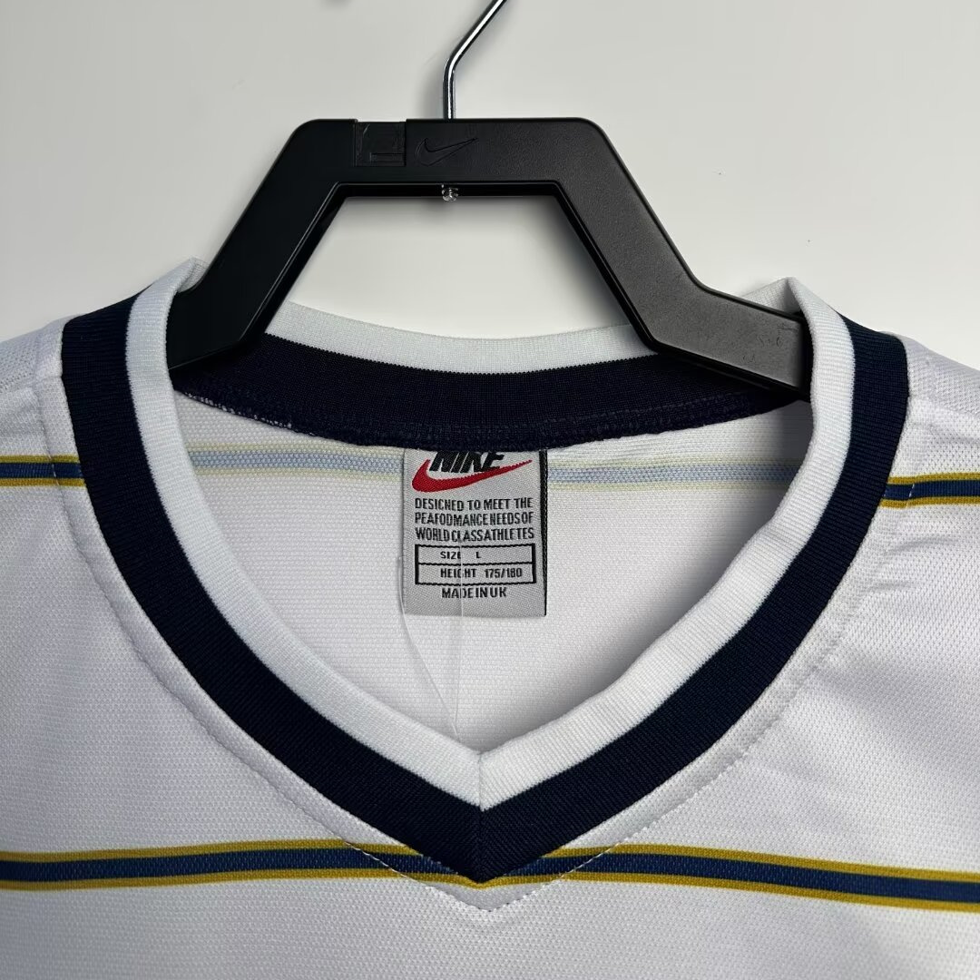 ManixJersey.com | Retro Pumas UNAM 1997-98 Away Jersey -Customize Name, Number and Patch | Worldwide Shipping