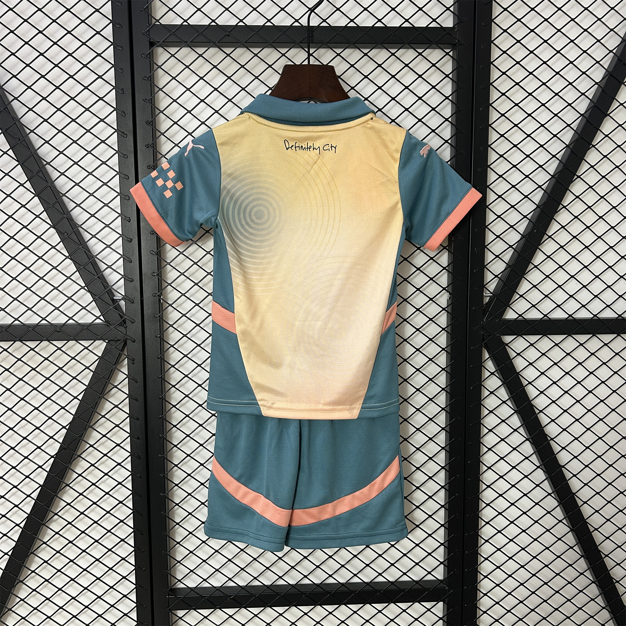 Higojerseys-Manchester City 24-25 Fourth Kids Kit