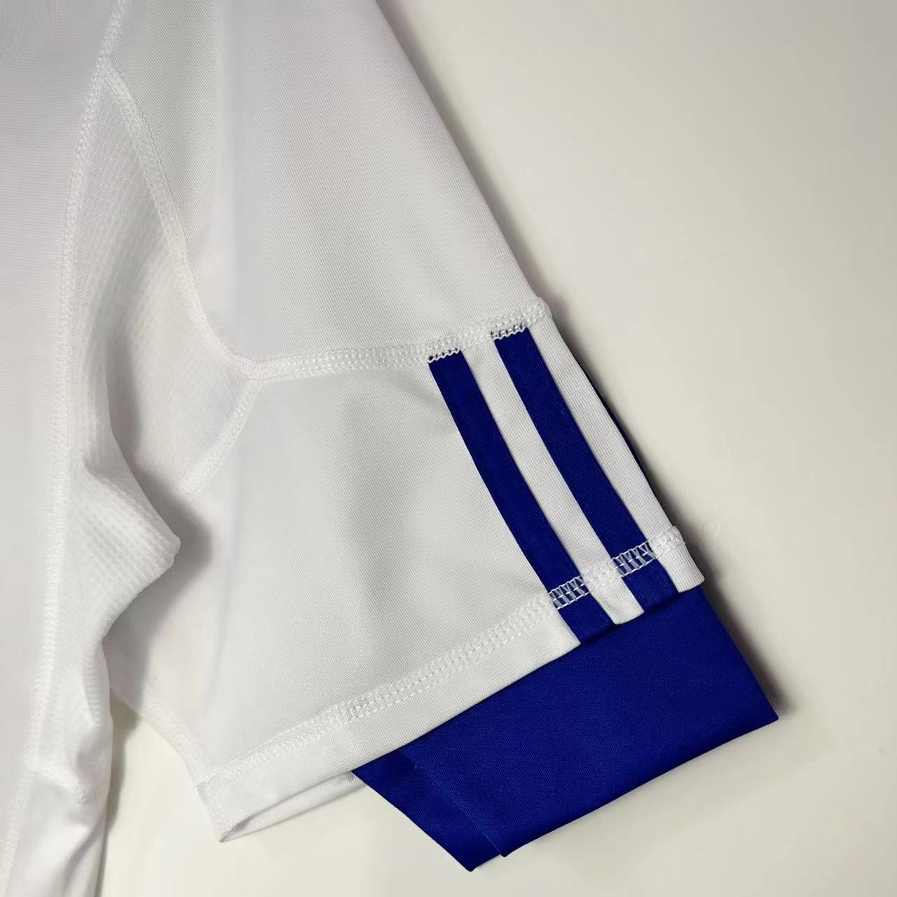 GlobeJersey-Real Madrid Retro 10-11 Home Stadium Jersey