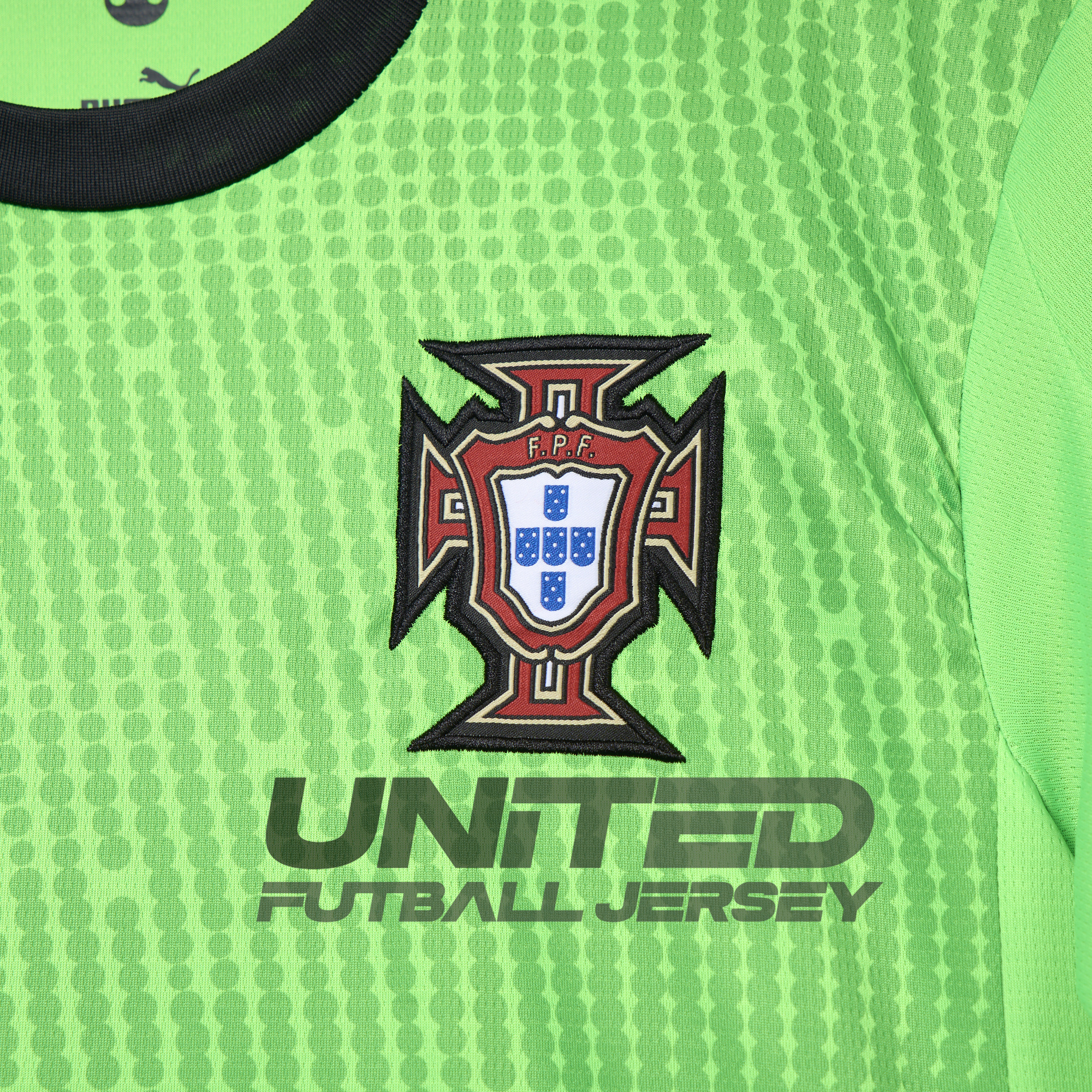 Portugal 2025-26 Green Goalkeeper Jersey - Fans Version:football jersey mysite: unitedjerseyfootball 邓江浪:football