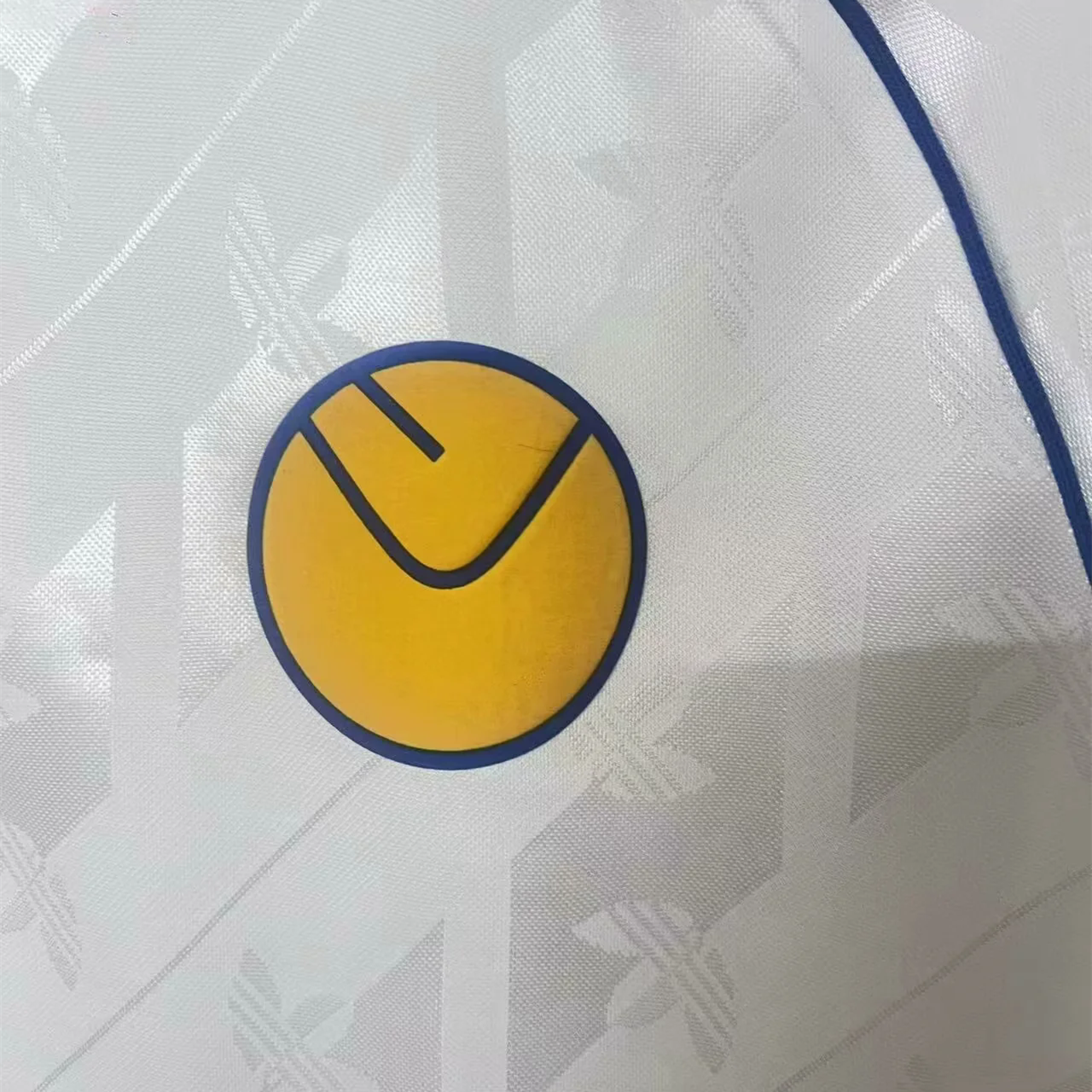 JerseysGala.com | Leeds United 24-25 Spezial Collection White Long Sleeve Polo Shirts -Customize Name, Number and Patch | Worldwide Shipping