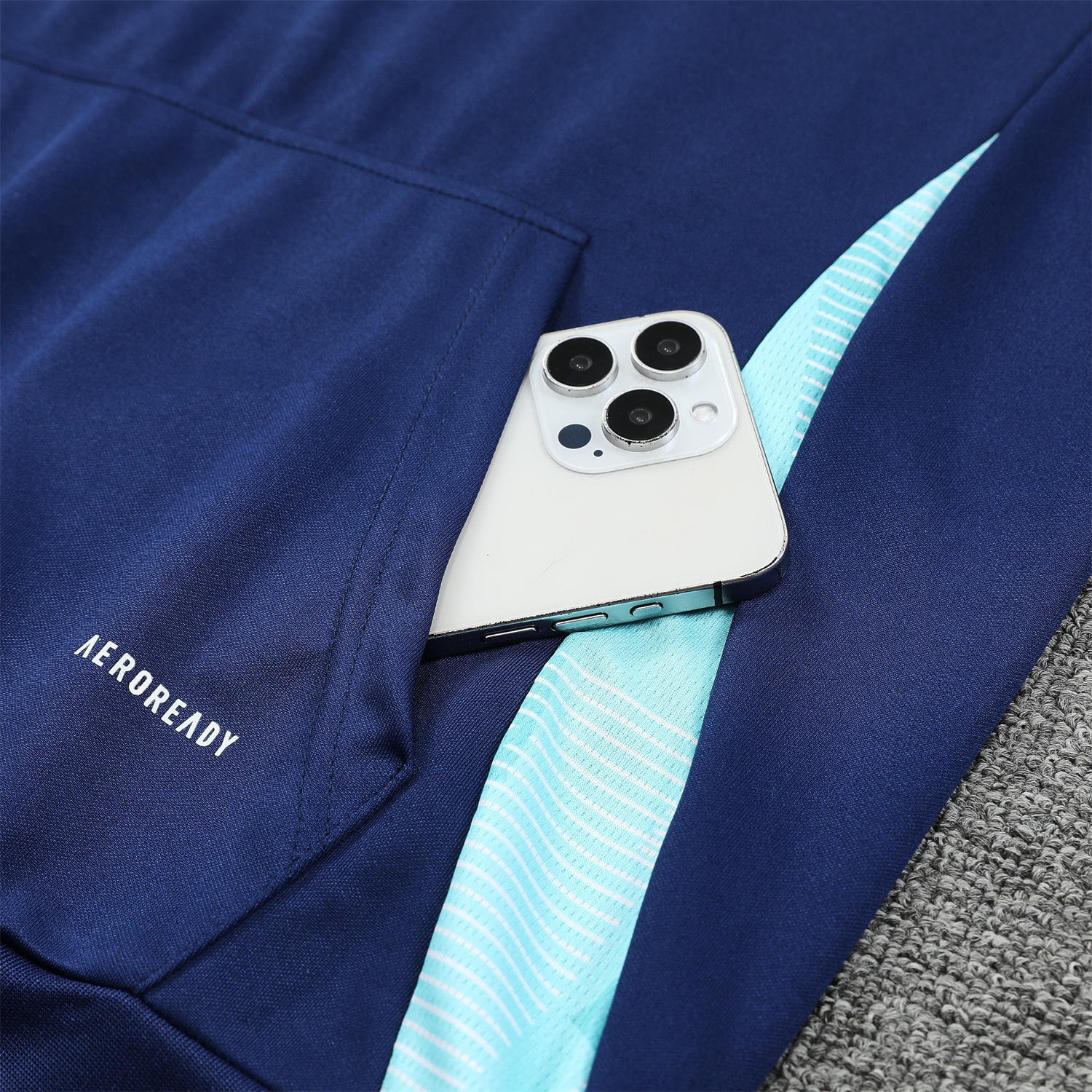 ManixJersey.com | Arsenal 24-25 Training Hoodie Set - Royal Blue Hoodie and Pants -Customize Name, Number and Patch | Worldwide Shipping