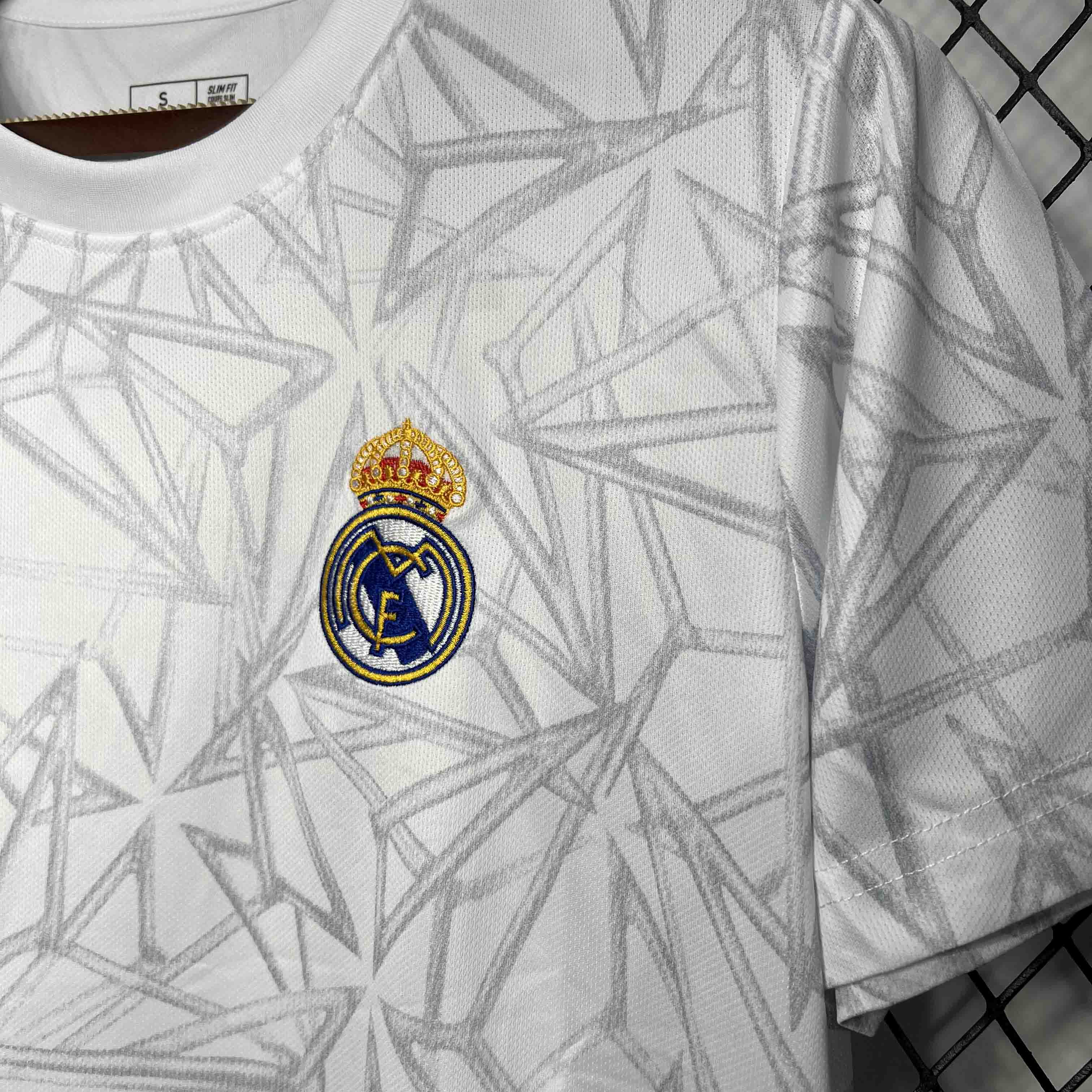 JerseysGala.com | Real Madrid 24-25 Training Jersey - Fans Version -Customize Name, Number and Patch | Worldwide Shipping