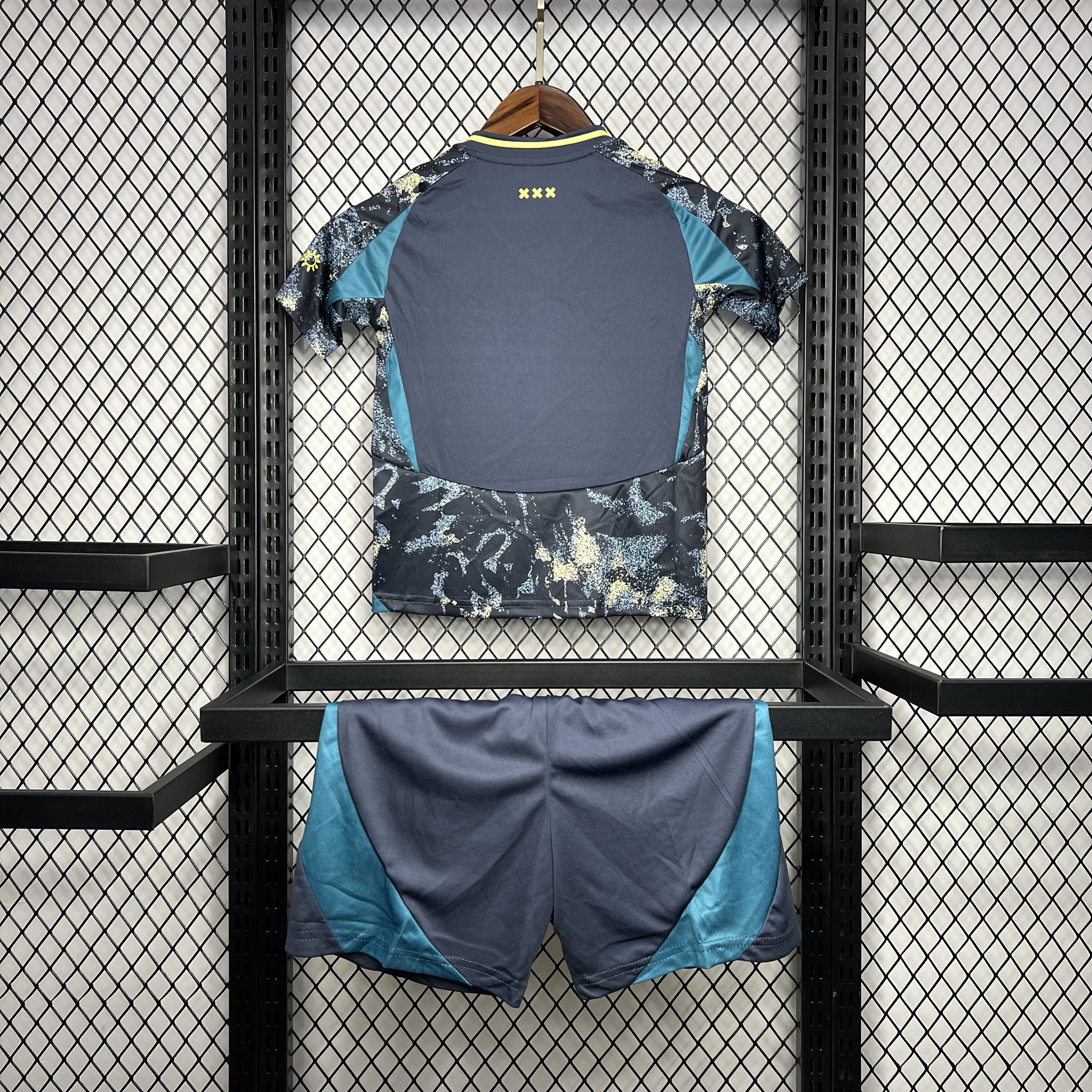 unitedfutballjersey-Ajax 24-25 Away Kids Kit