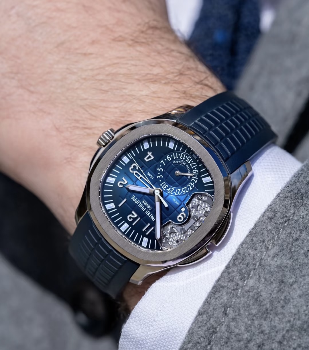 brand Patek Philippe 5650G-001 Top Swiss movement luxury watch for sale – NeveReL