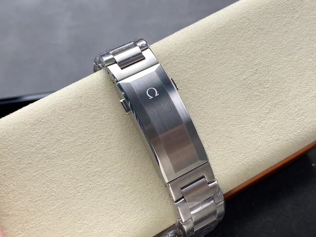 brand Omega Ultra Deep luxury watch for sale – NeveReL