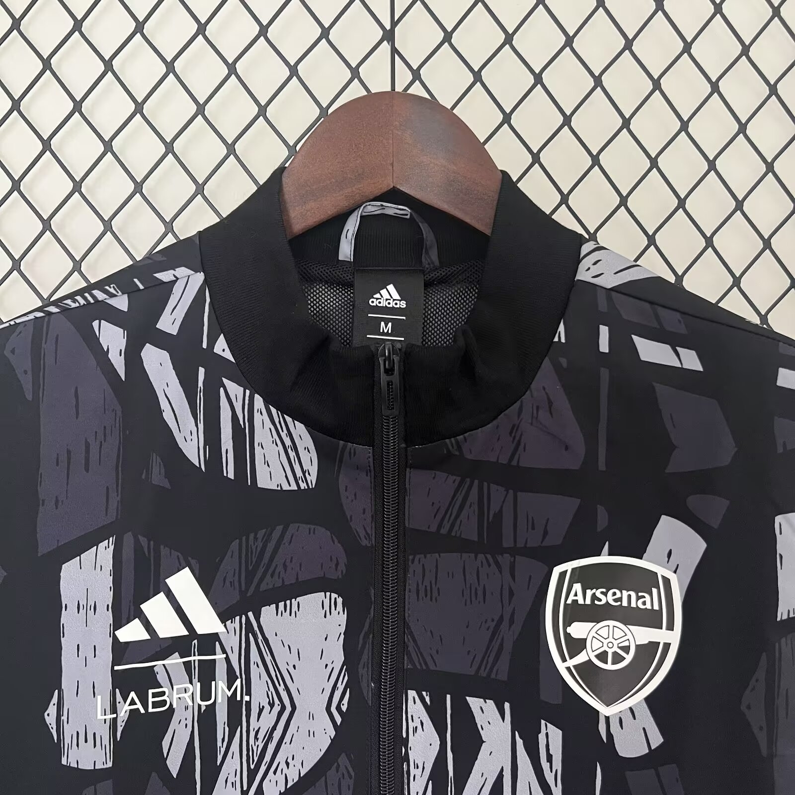 ManixJersey.com | Arsenal 24-25 Black Windbreaker Jacket -Customize Name, Number and Patch | Worldwide Shipping