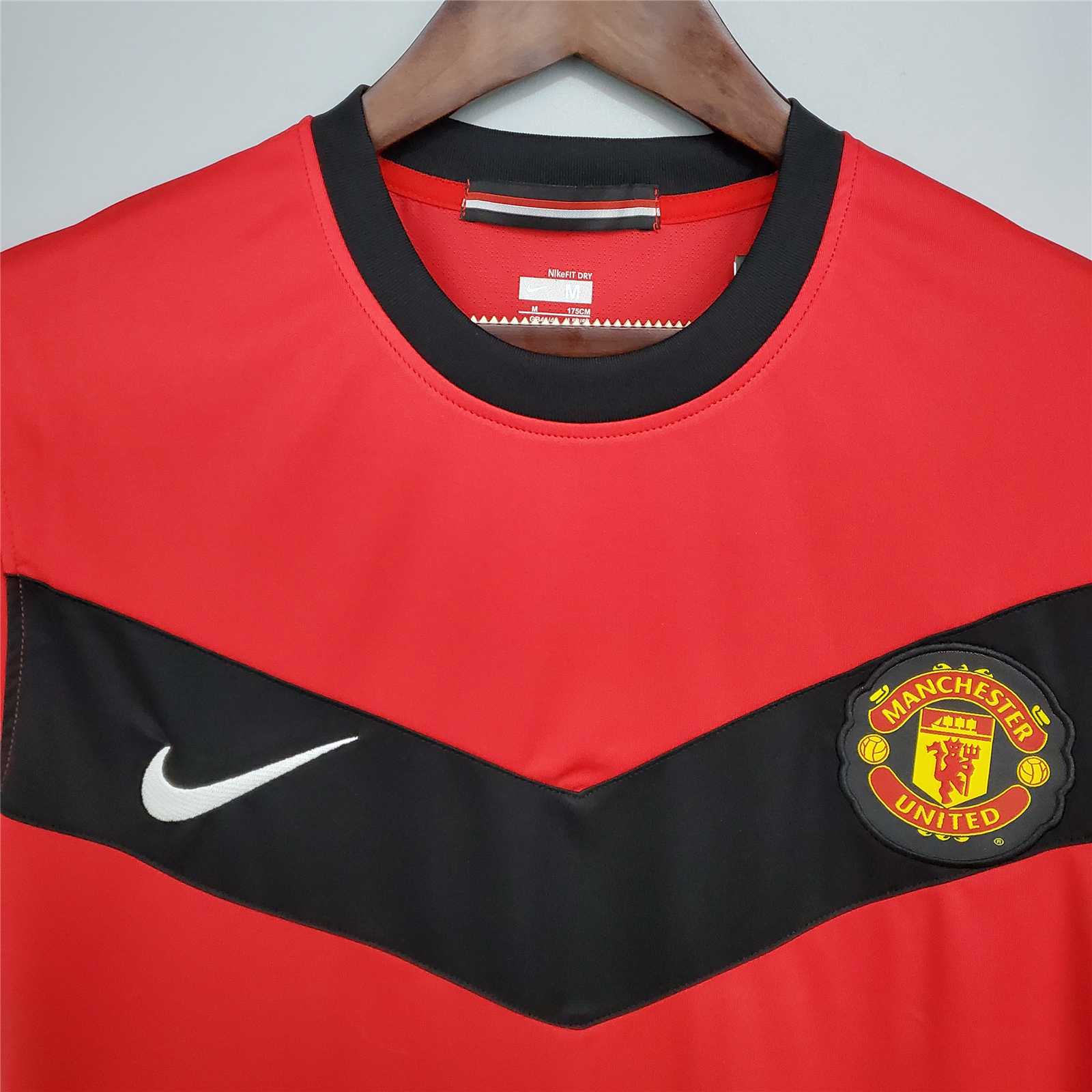 ManixJersey.com | Retro Manchester United 09-10 Home Stadium Jersey -Customize Name, Number and Patch | Worldwide Shipping