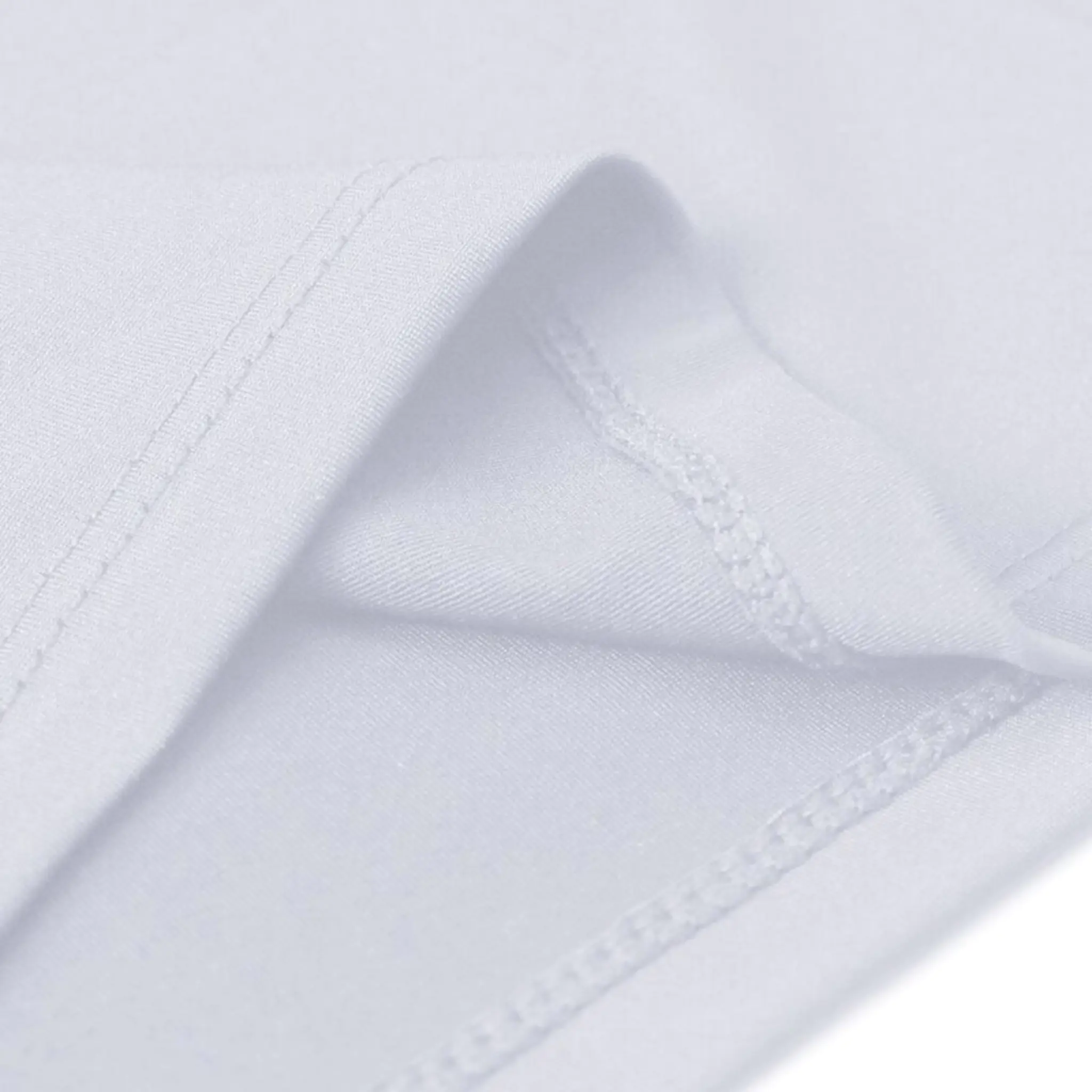 GEEK BAR-https://www.hot-toy.com/