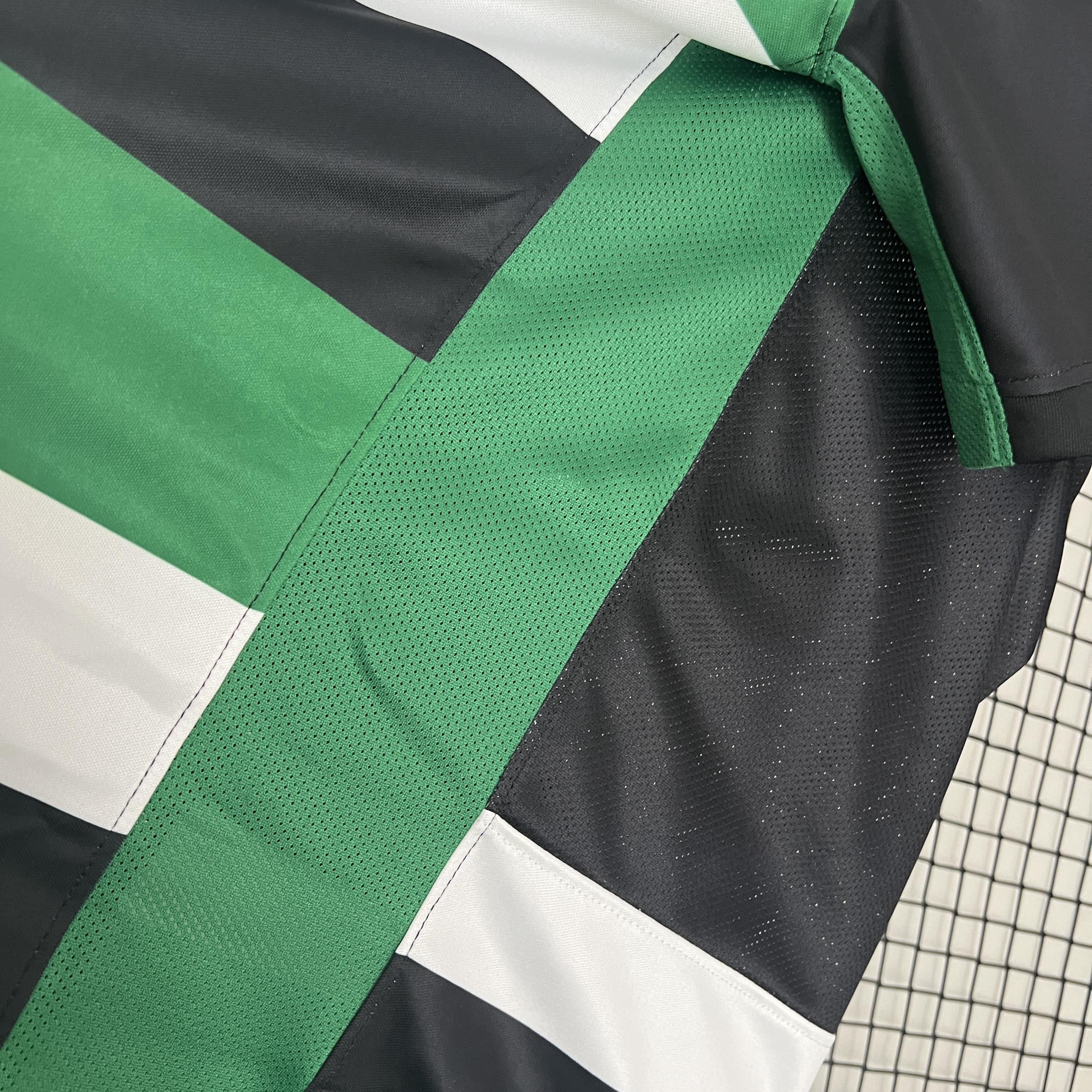 ManixJersey.com | Sporting CP Portugal 24-25 Home Stadium Jersey - Fans Version -Customize Name, Number and Patch | Worldwide Shipping