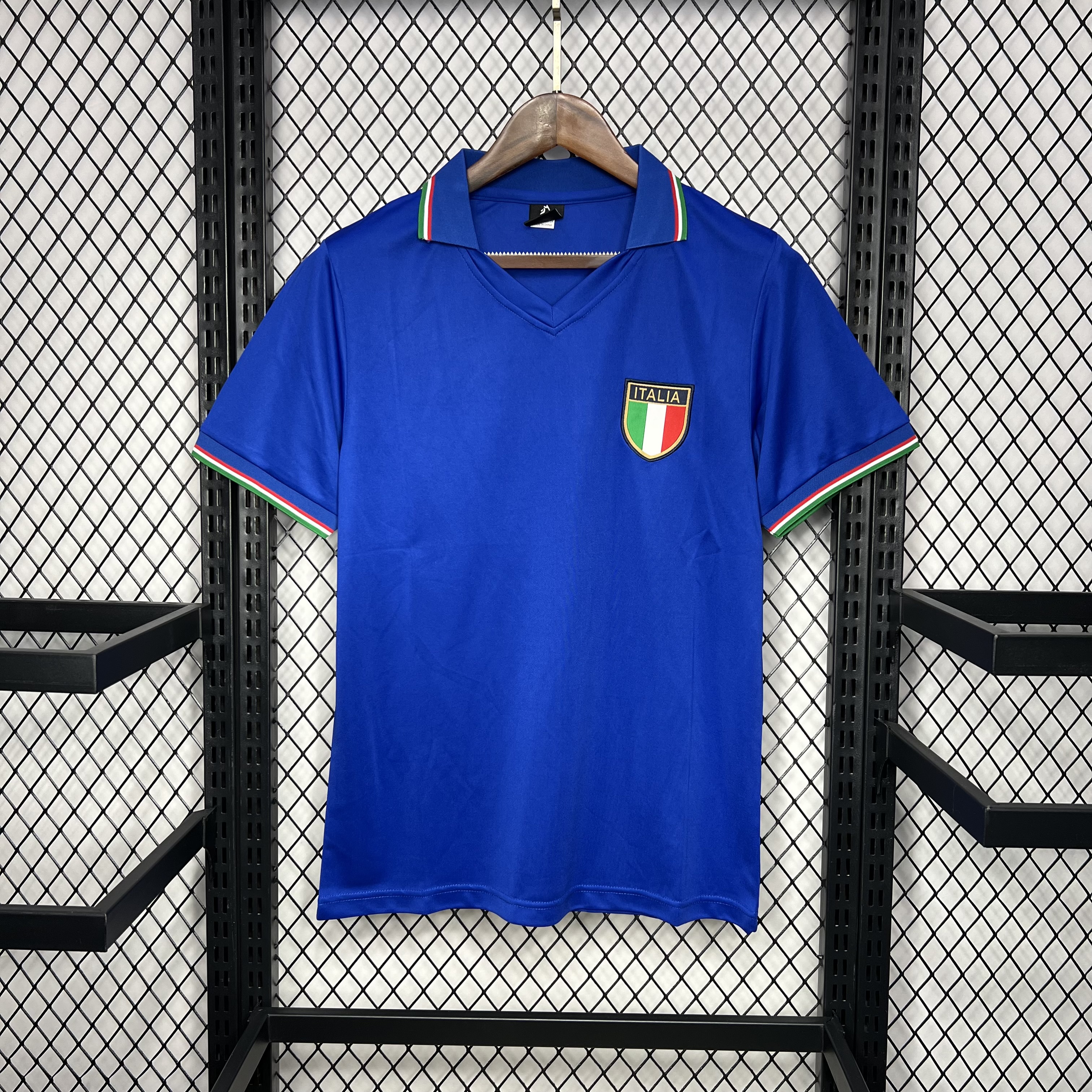 ManixJersey.com | Retro Italy 1982 Home Stadium Jersey -Customize Name, Number and Patch | Worldwide Shipping