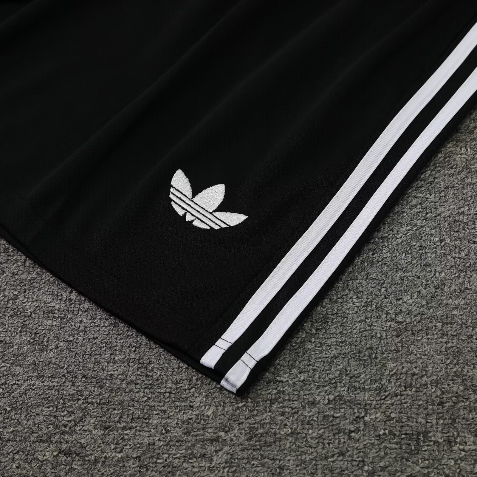 unitedfutballjersey-Germany 2024 Originals 3-Stripes Short-Sleeve Training Set - Black