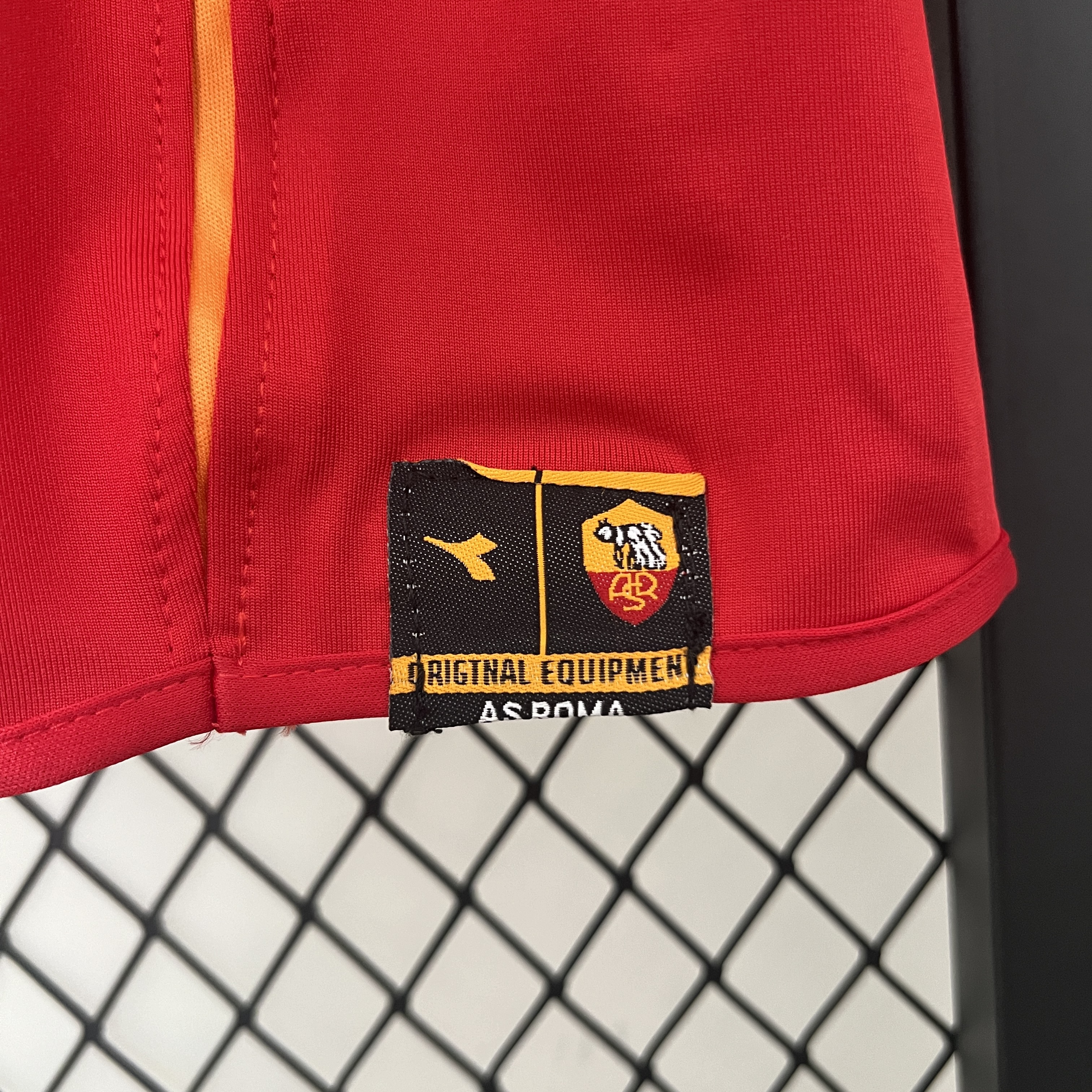 JerseysGala.com | Retro Roma 2004-05 Home Jersey -Customize Name, Number and Patch | Worldwide Shipping