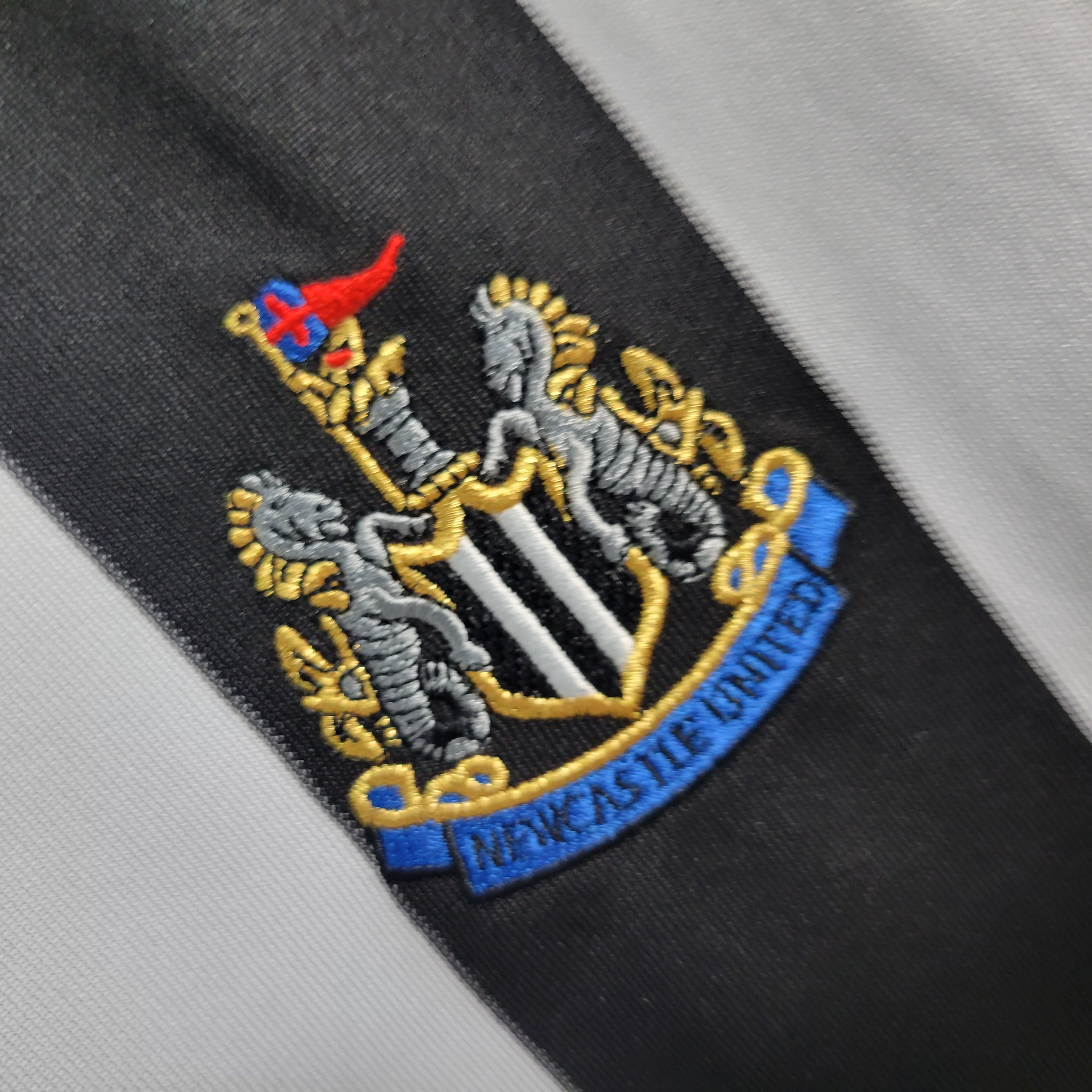 JerseysGala.com | Retro Newcastle United 04-06 Home Stadium Jersey -Customize Name, Number and Patch | Worldwide Shipping
