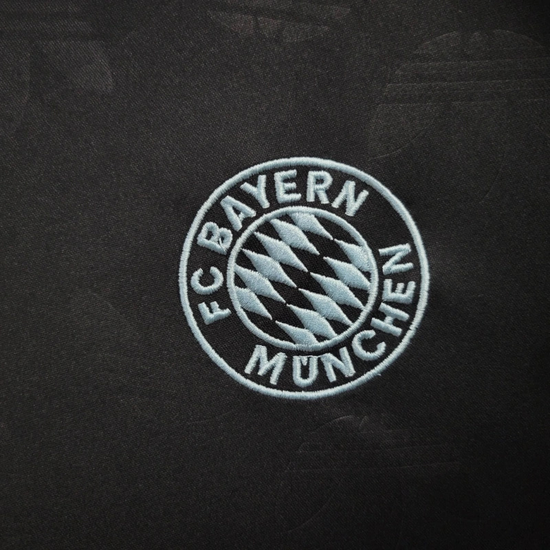 ManixJersey.com | Bayern Munich 24-25 Black Training Jersey - Fans Version -Customize Name, Number and Patch | Worldwide Shipping