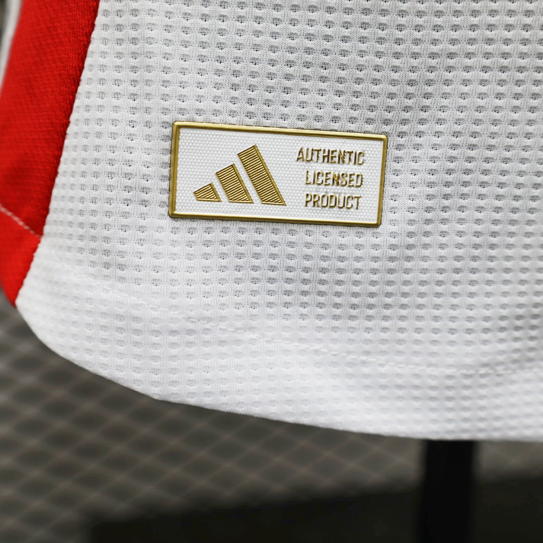 foot-Fulham 24-25 Home Stadium Jersey - Player Version