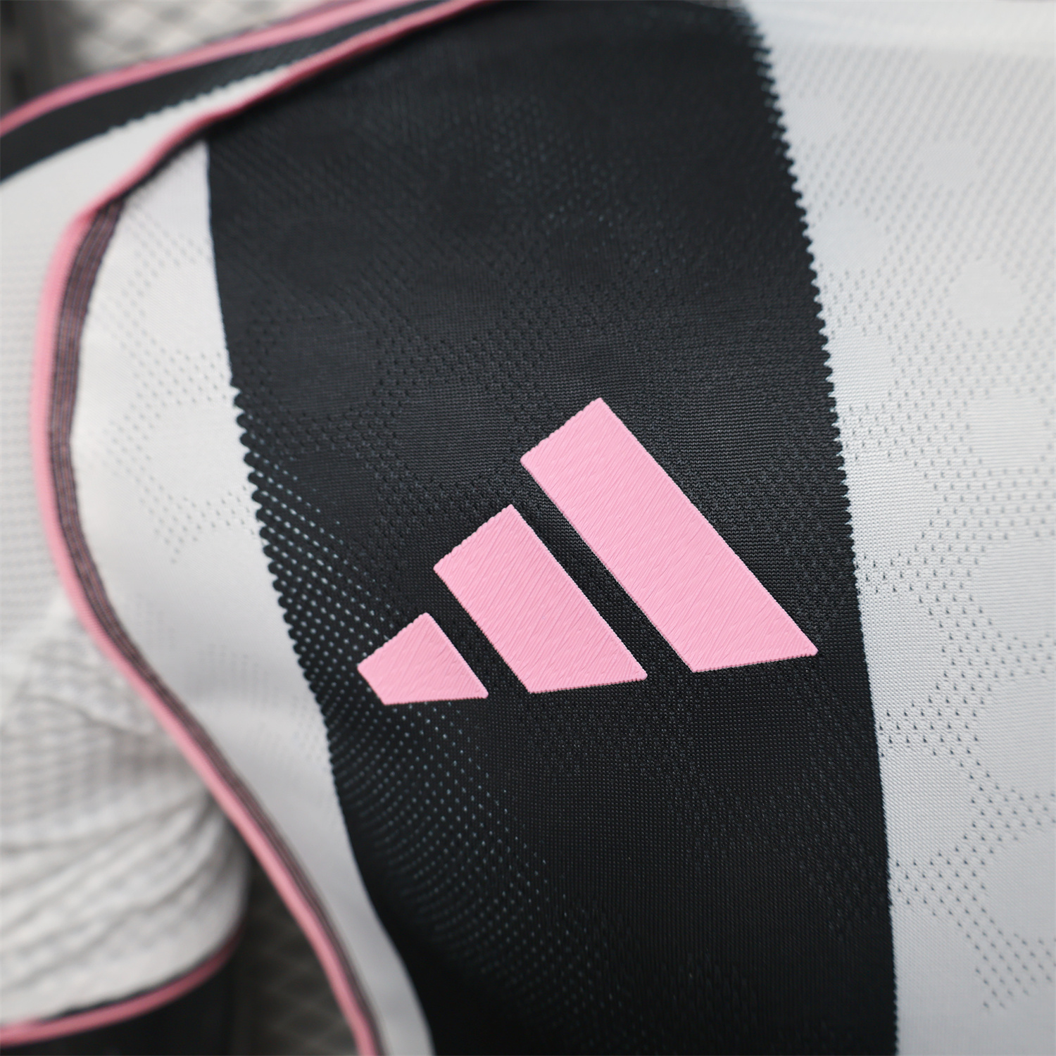 UltraTrikot-Juventus 25-26 Home Stadium Jersey - Player Version