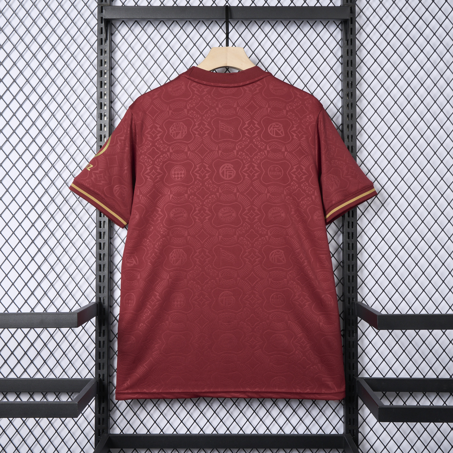 GlobeJersey-Bayern Munich 2025 Red 125th Anniversary Jersey - Fans Version