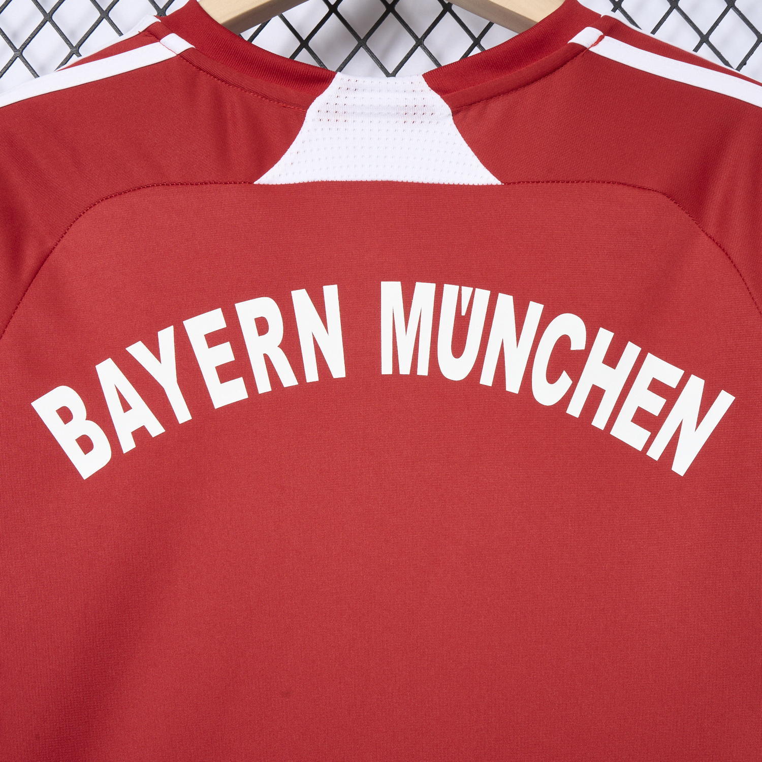 GlobeJersey-Retro Bayern Munich 2007-08 Home Jersey