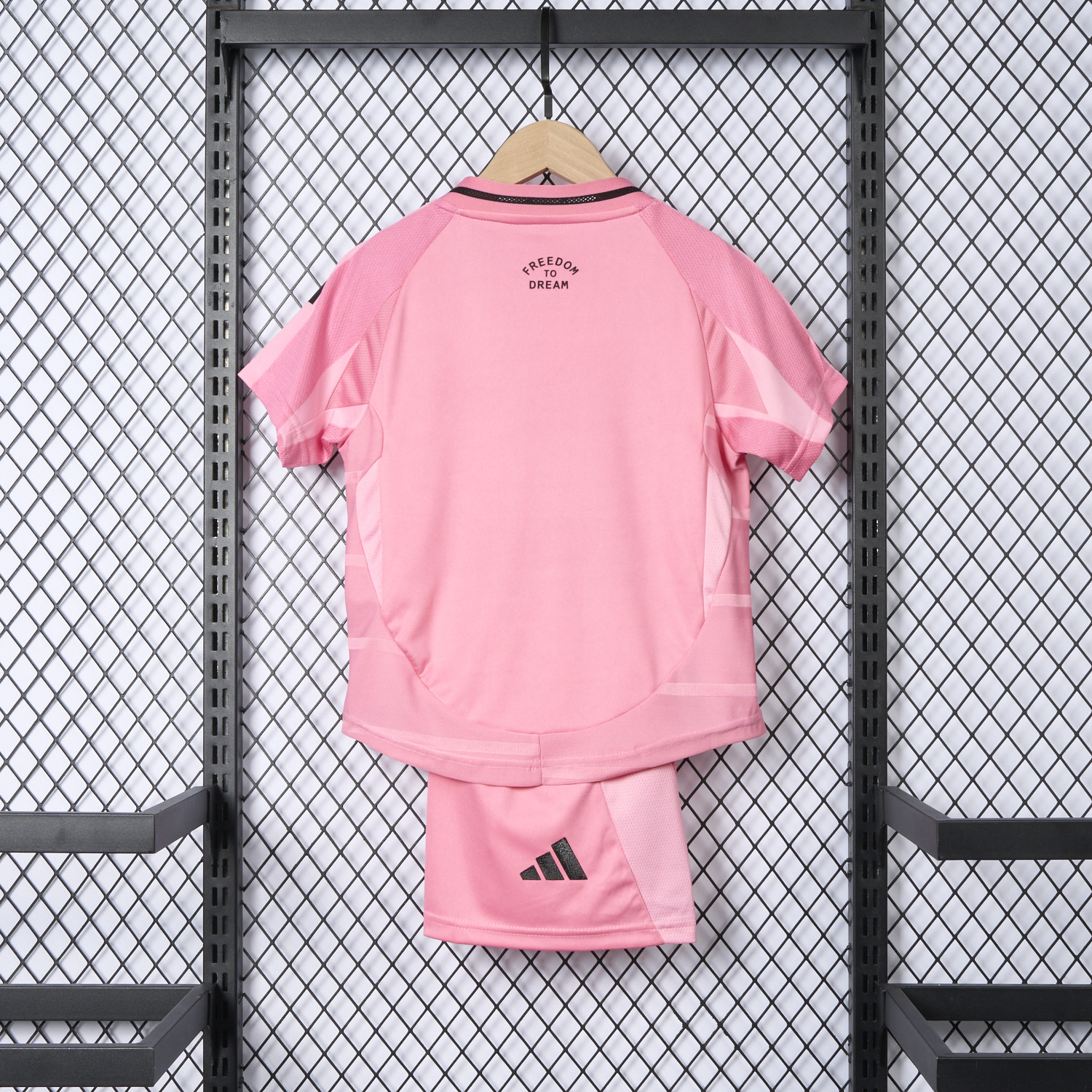 foot-INT M.A.M 2025 Home Kids Kit - Player Version