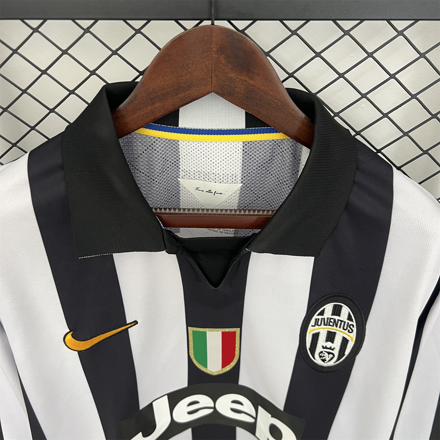 foot-Retro Juventus 2014-15 Home Long Sleeves Jersey
