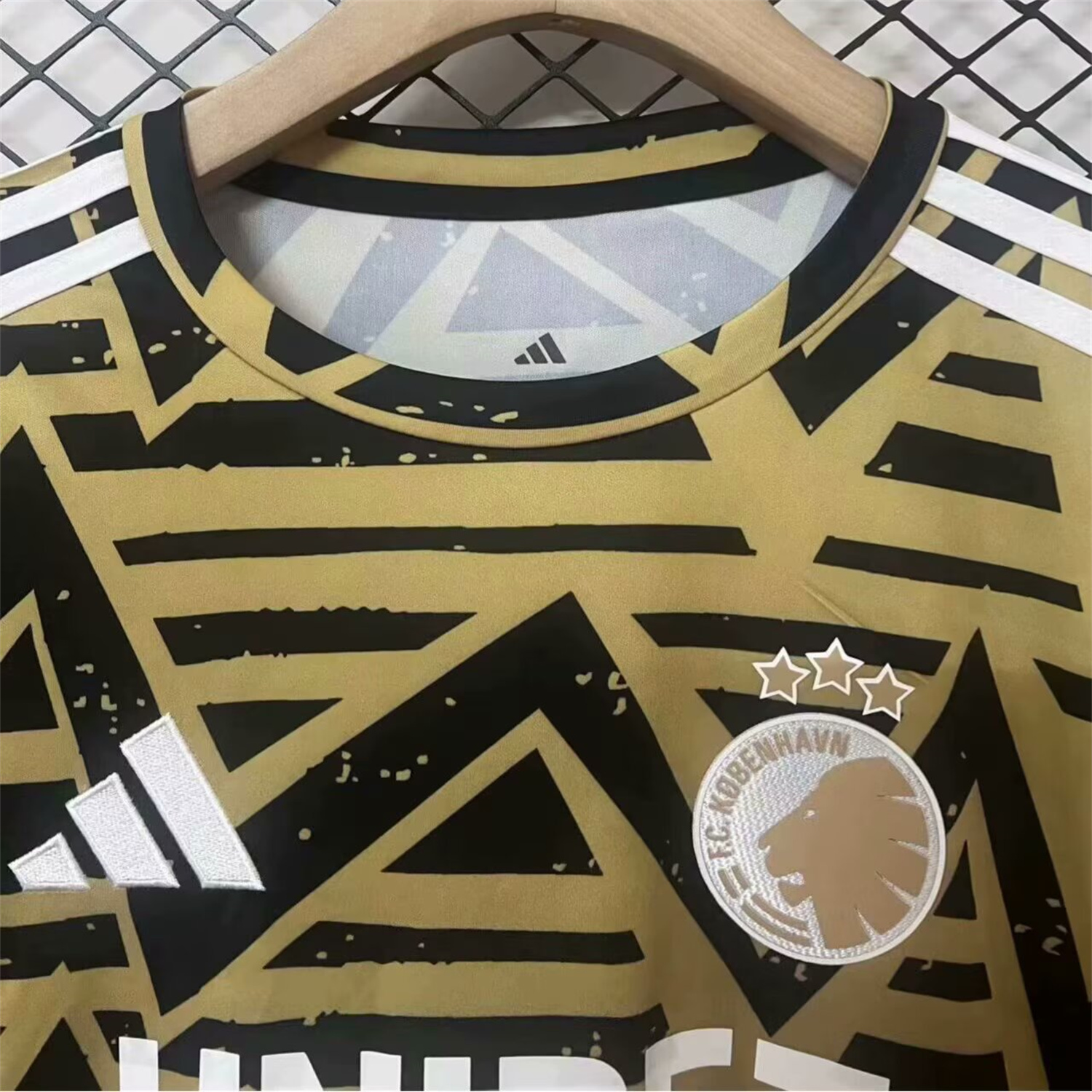 foot-Copenhagen 24-25 Champions Goalkeeper Jersey - Fans Version