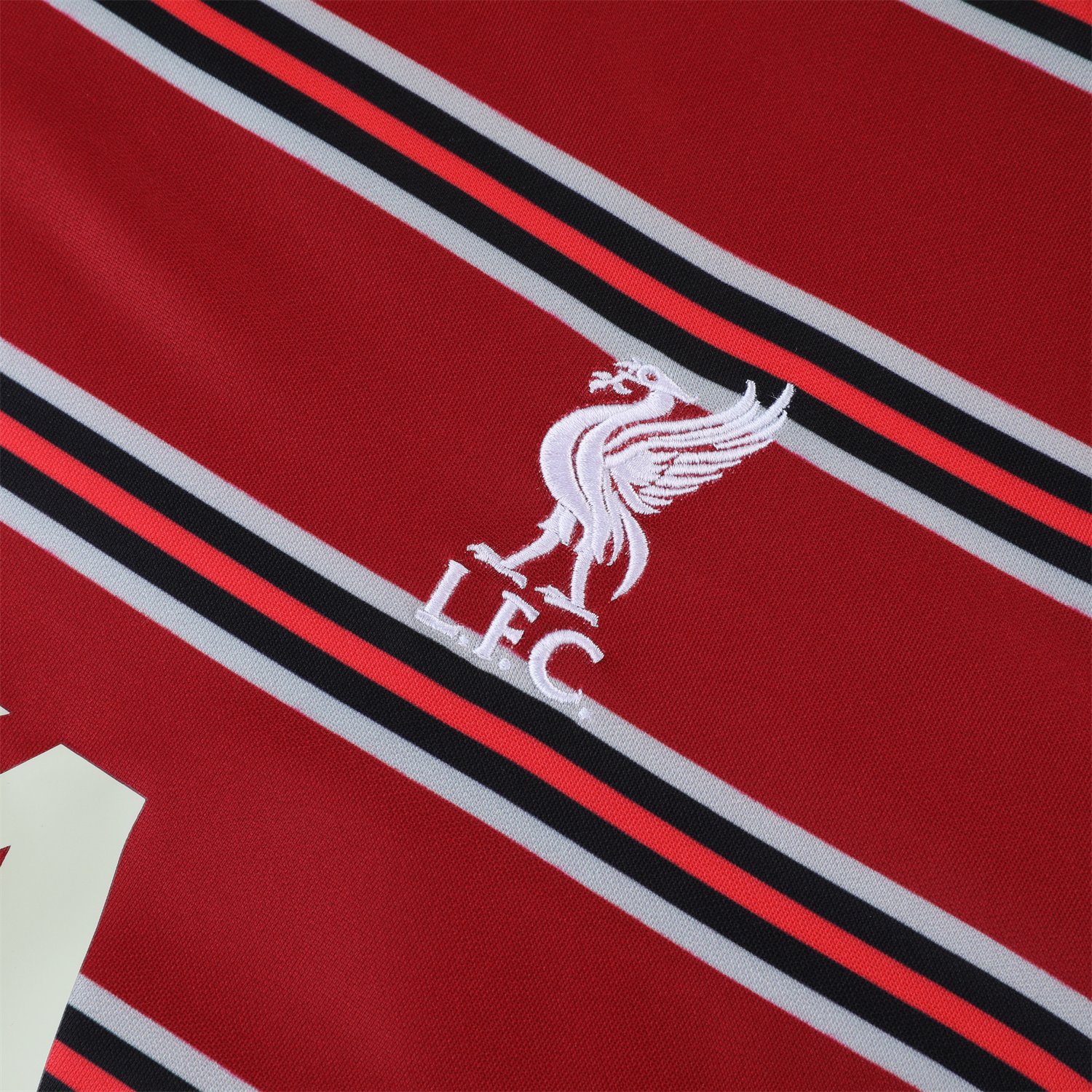 foot-Liver.pool 24-25 Long Sleeve Training Set - Red Stripe Top and Black Pants