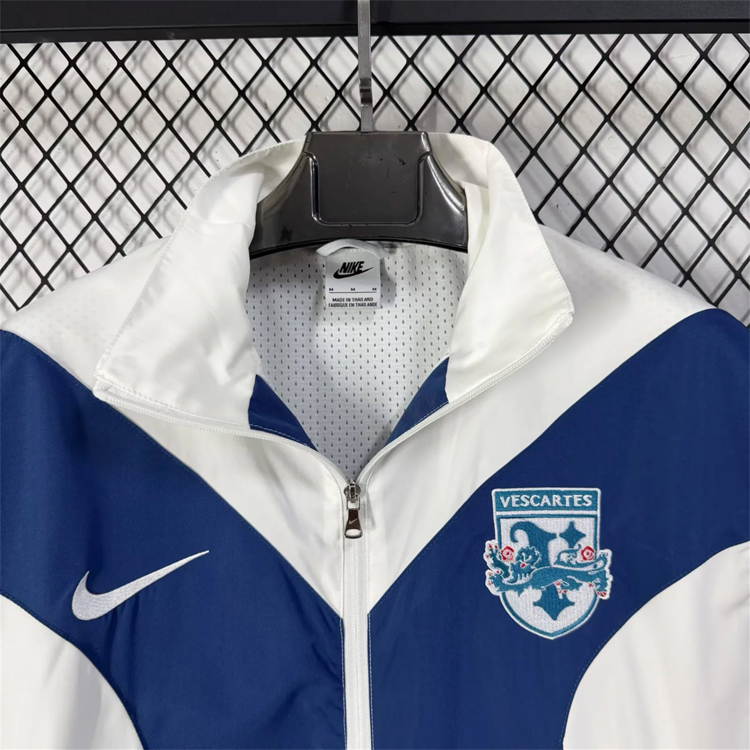 Funinjersey-England 2026 Retro Style Windbreaker Jacket - Blue And White