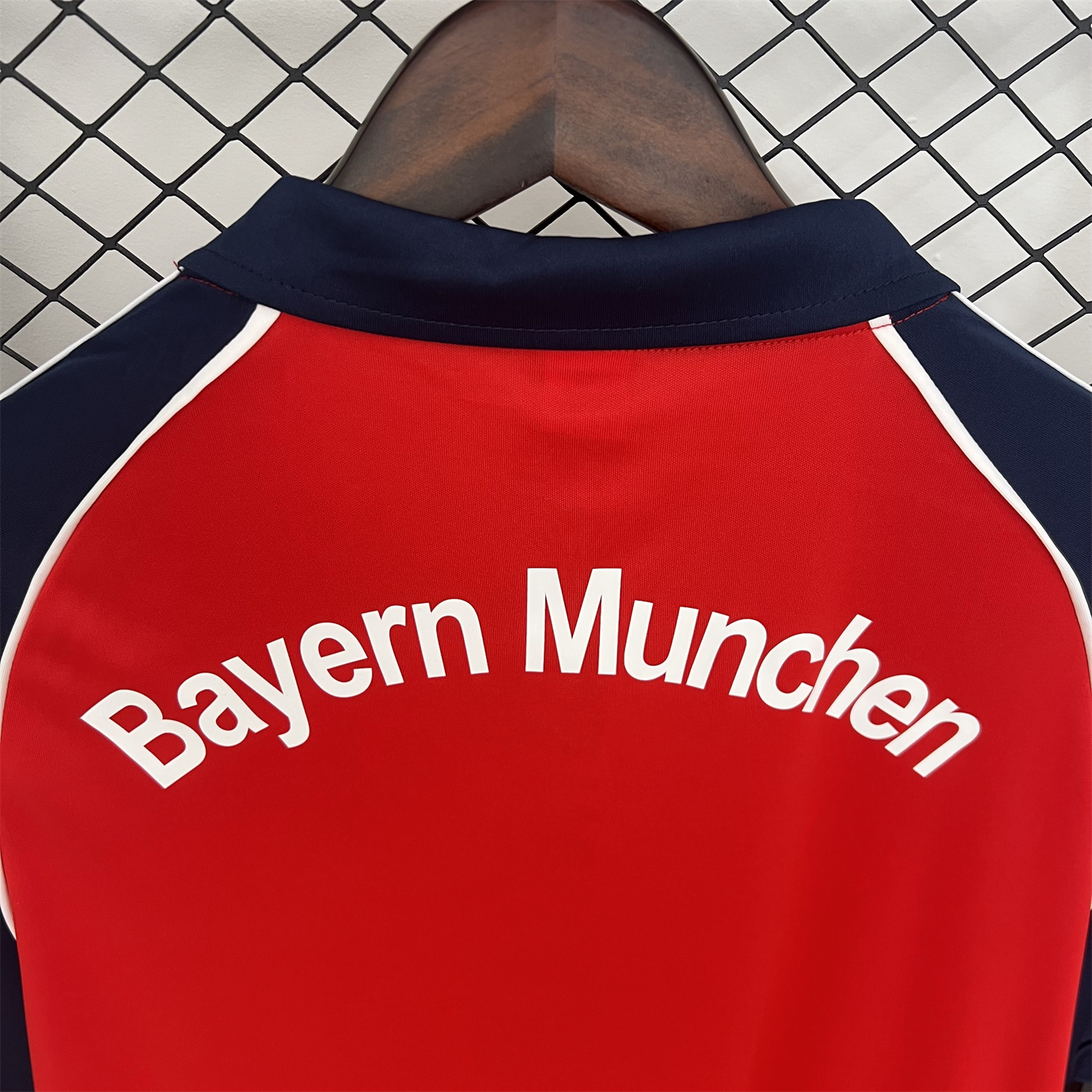 foot-Retro Bayern Munich 2000-01 Home Jersey