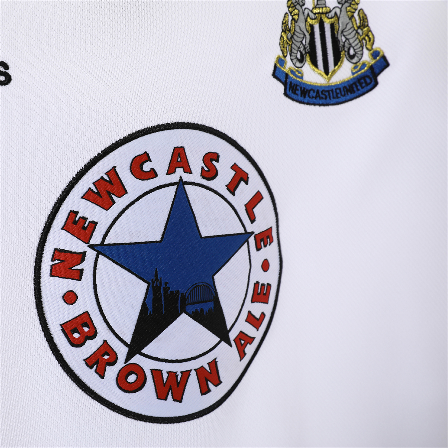 foot-Retro Newcastle United 1999-00 Away Jersey
