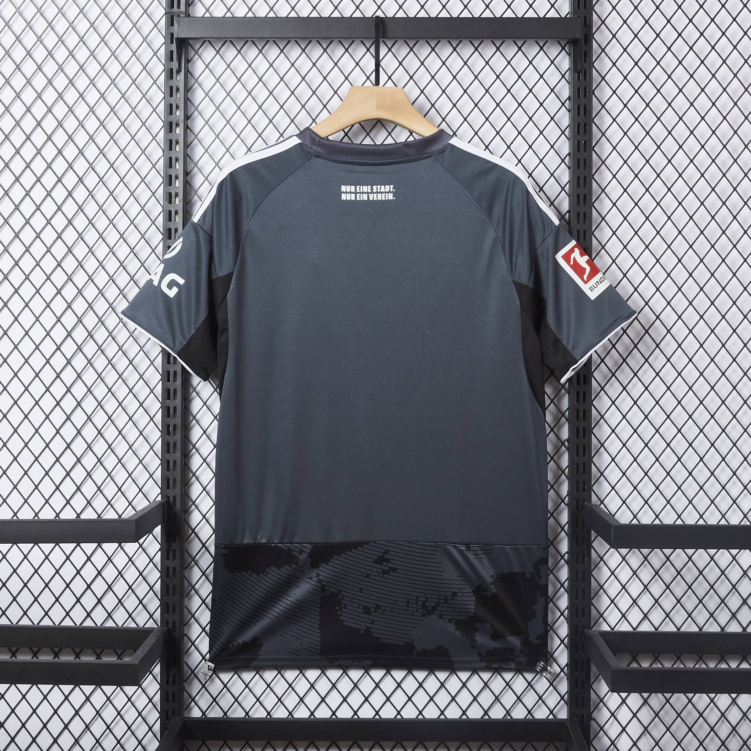 foot-Frankfurt 25-26 Third Jersey - Fans Version