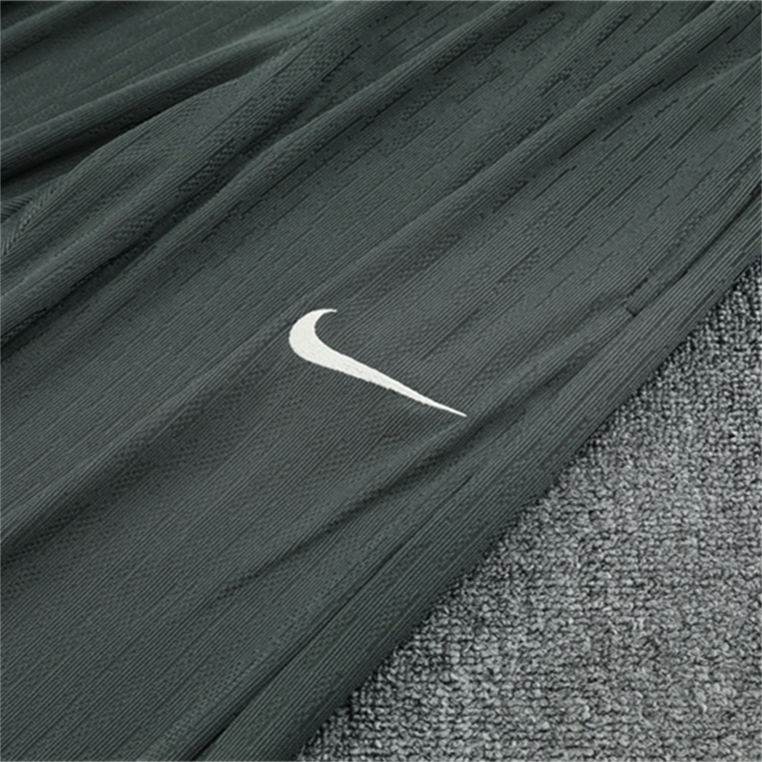 foot-C.H.E.L.S.E.A 25-26 Long Sleeves Training Set - Army Green Top & Army Green Shorts