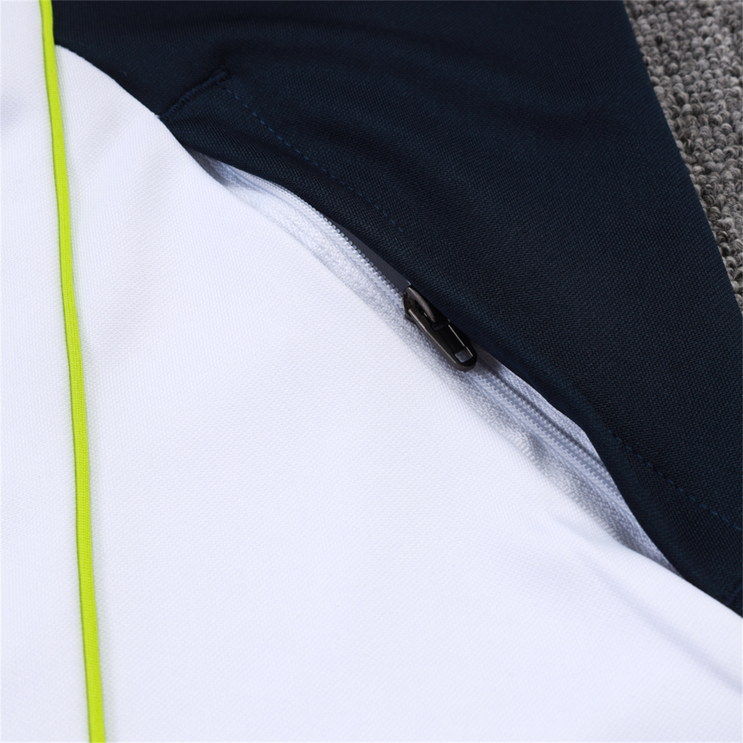 foot-Real Madrid 25-26 Jacket Training Tracksuit - White Throwback Jackets & Black Pants