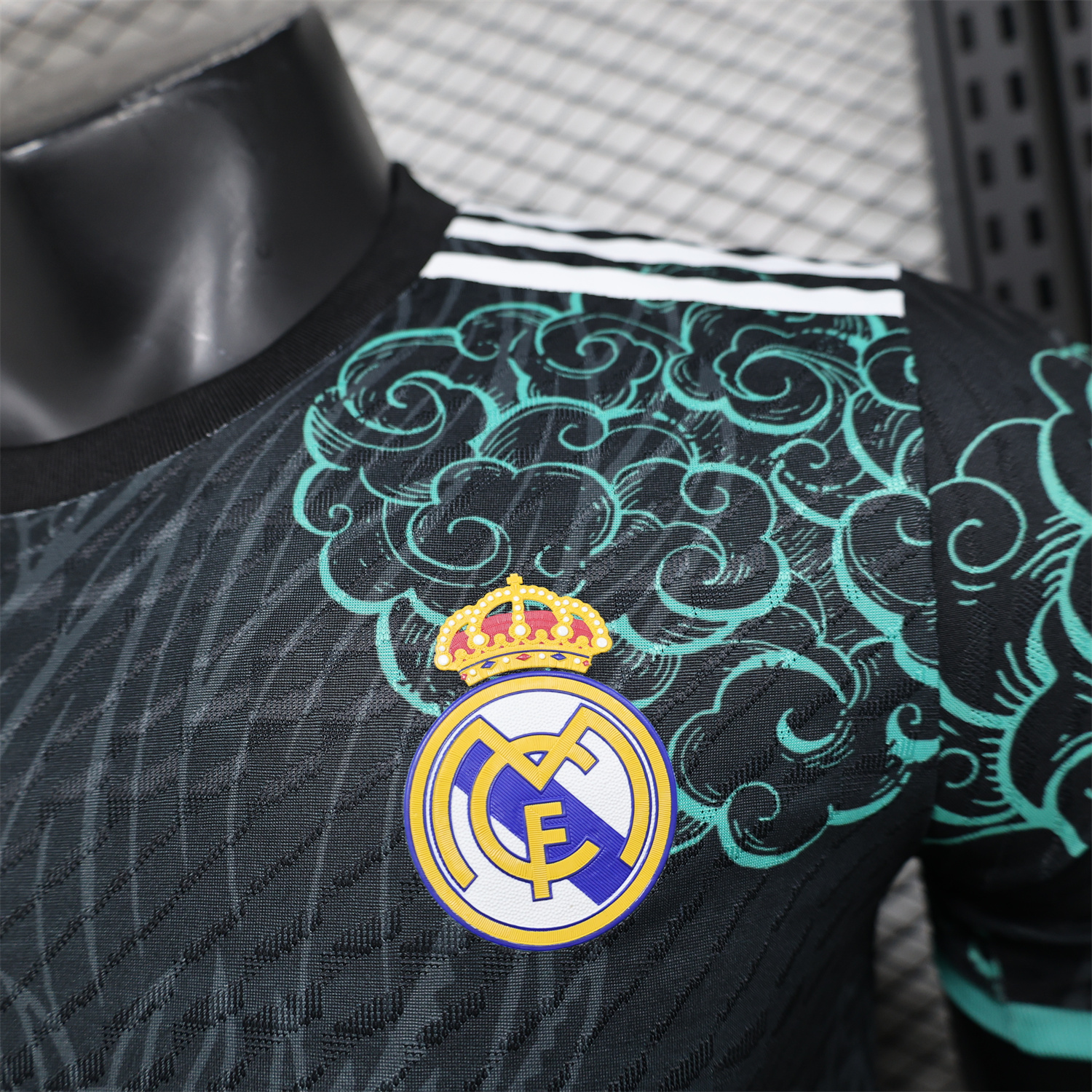 foot-Real Madrid 24-25 Black and Green Loong Jersey - Player Version