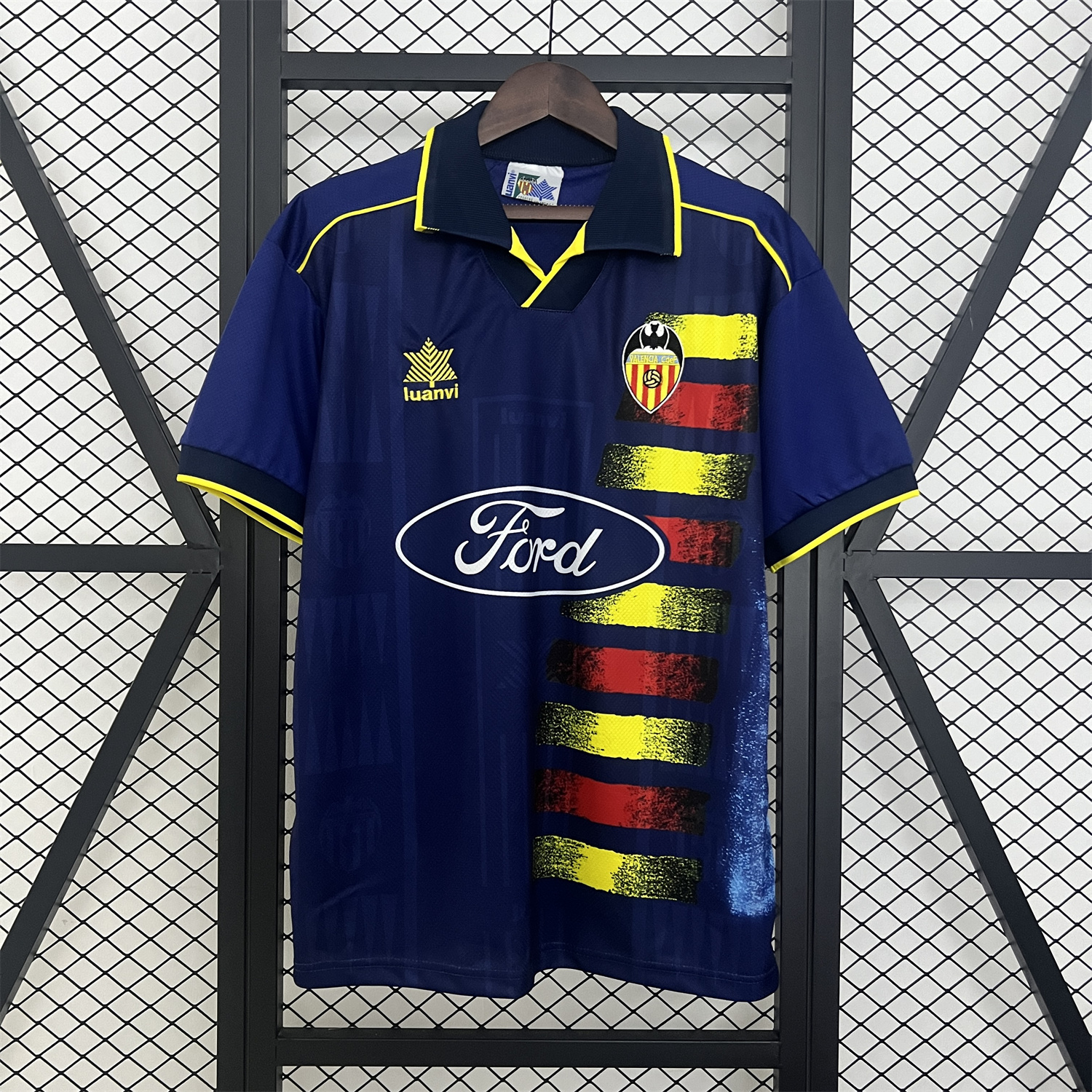 foot-Retro Valencia 1996-97 Away Jersey