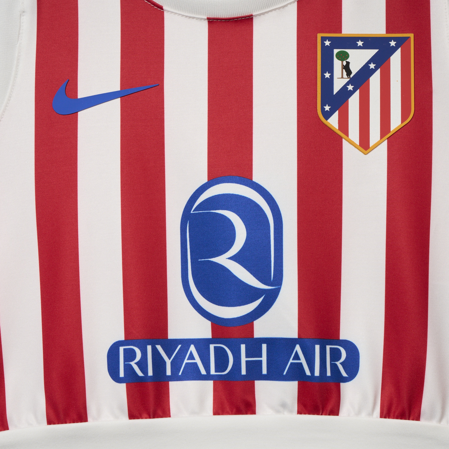 foot-Women's Atletico Madrid 25-26 Home Yoga Vest