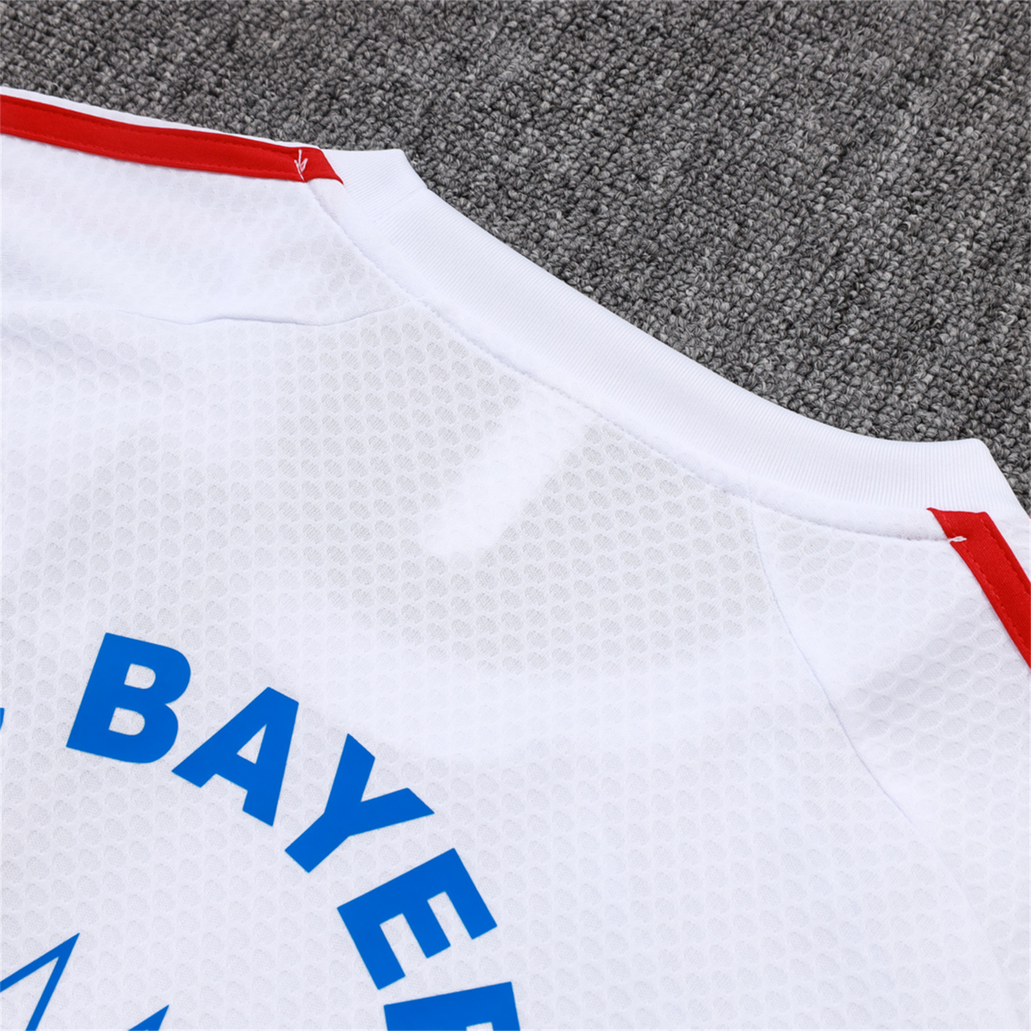 foot-Bayern Munich 25-26 Short-Sleeve Training Set - White Throwback Top & Grey Shorts