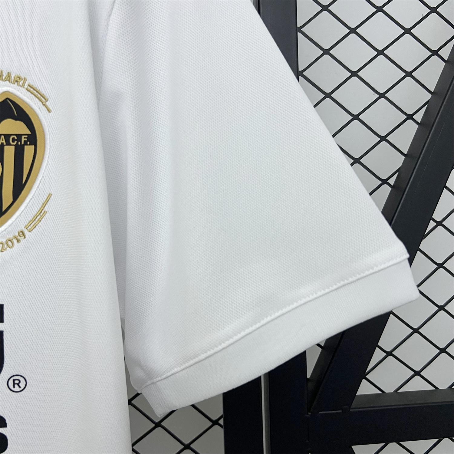 foot-Retro Valencia 2018-19 Home Jersey