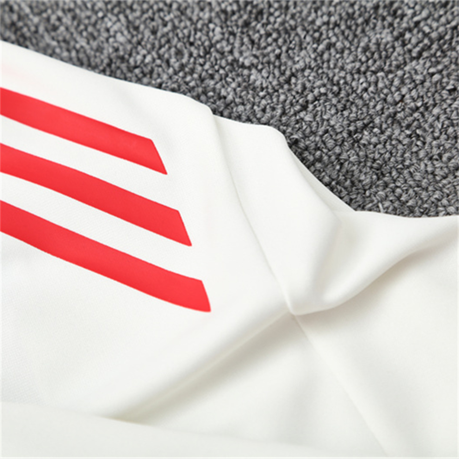 foot-Liver.pool 25-26 Long Sleeve Training Set - White Top & Black Pants