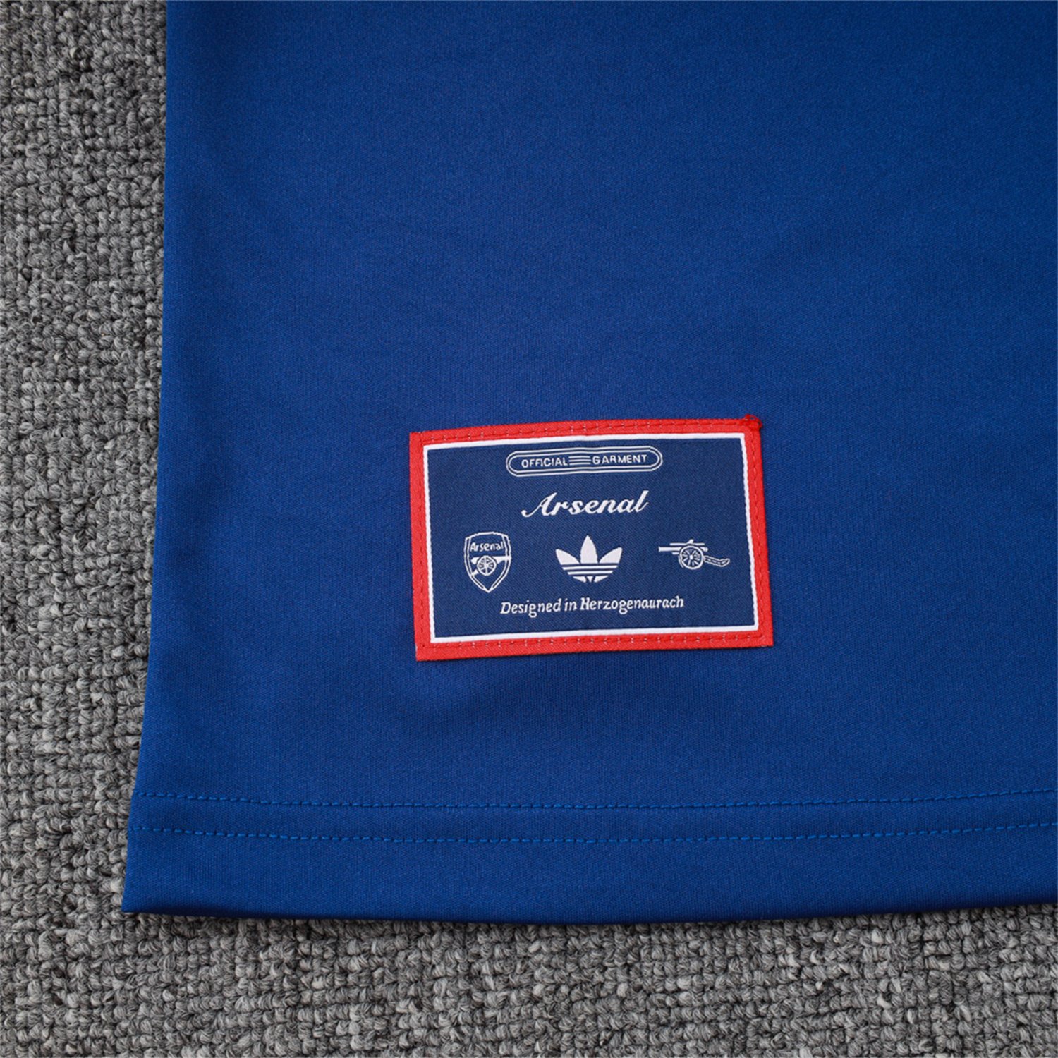 foot-Arsenal 25-26 Throwback Trefoil Vest Training Set - Royal Blue Vest and Shorts