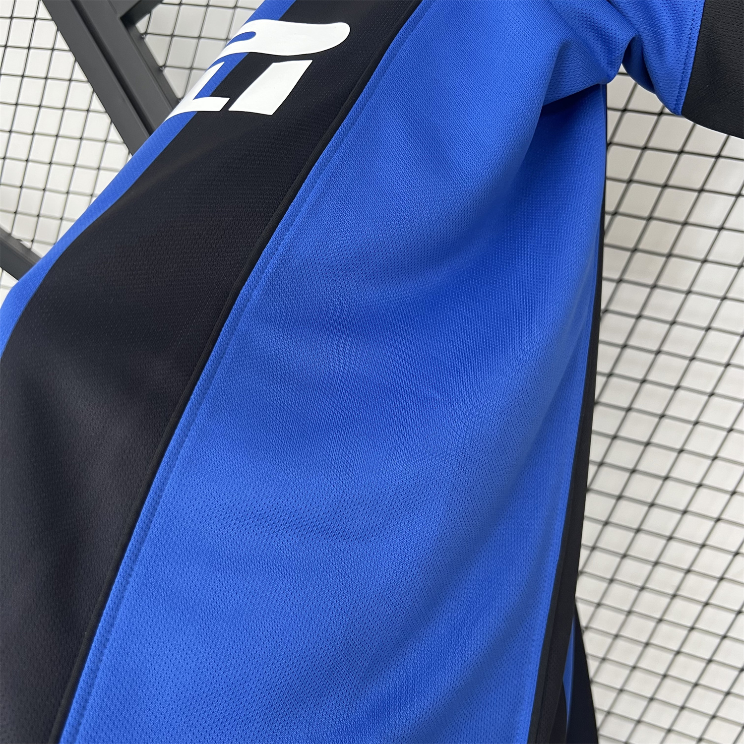 foot-Retro Inter Milan 2004-05 Home Jersey