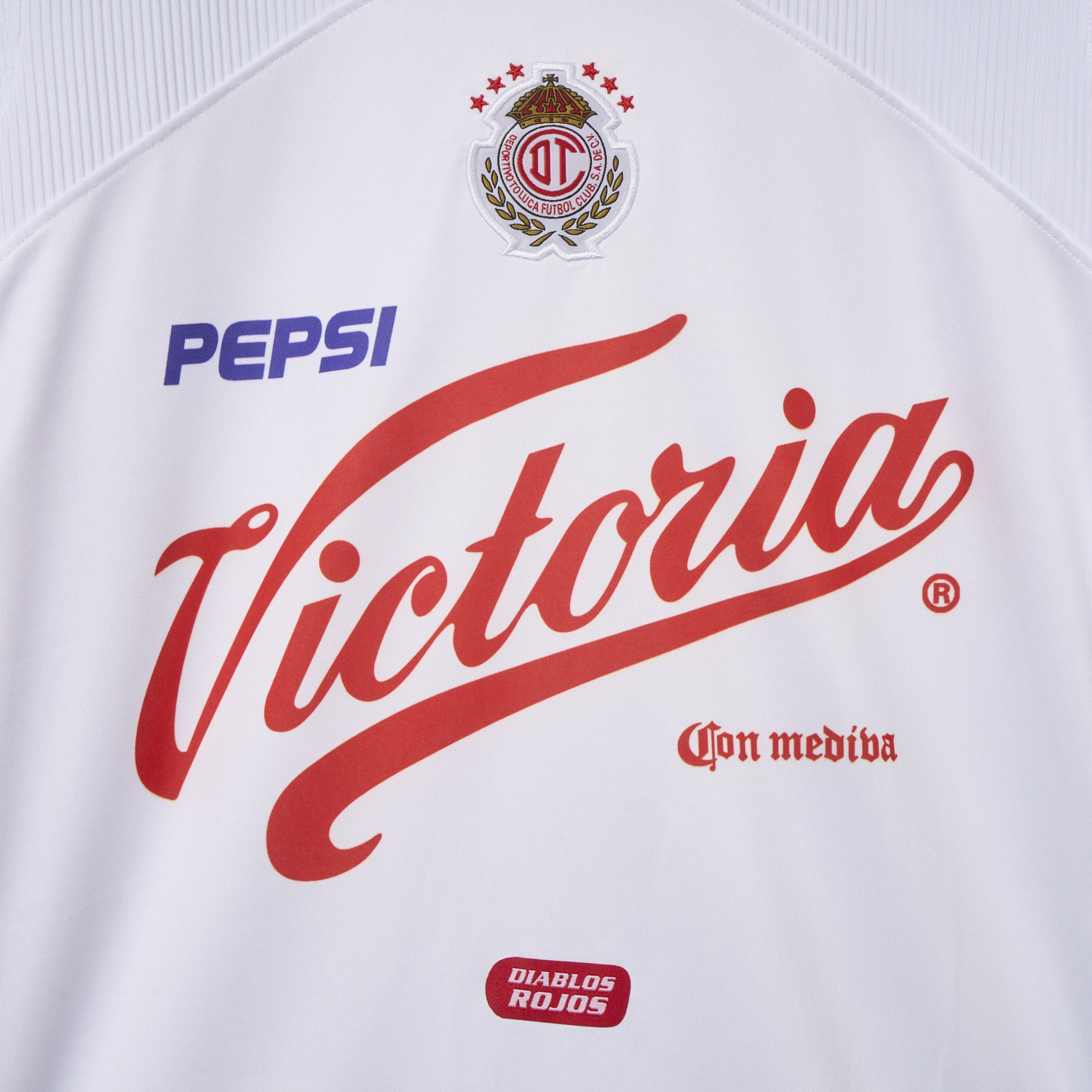 foot-Retro Toluca 2000-01 Away Jersey