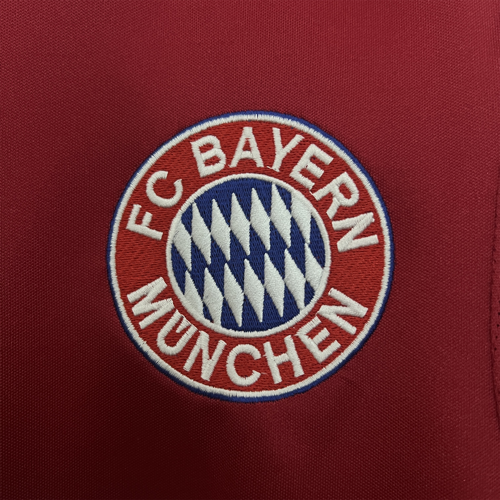 unitedfutballjersey-Retro Bayern Munich 2003-04 Home Jersey