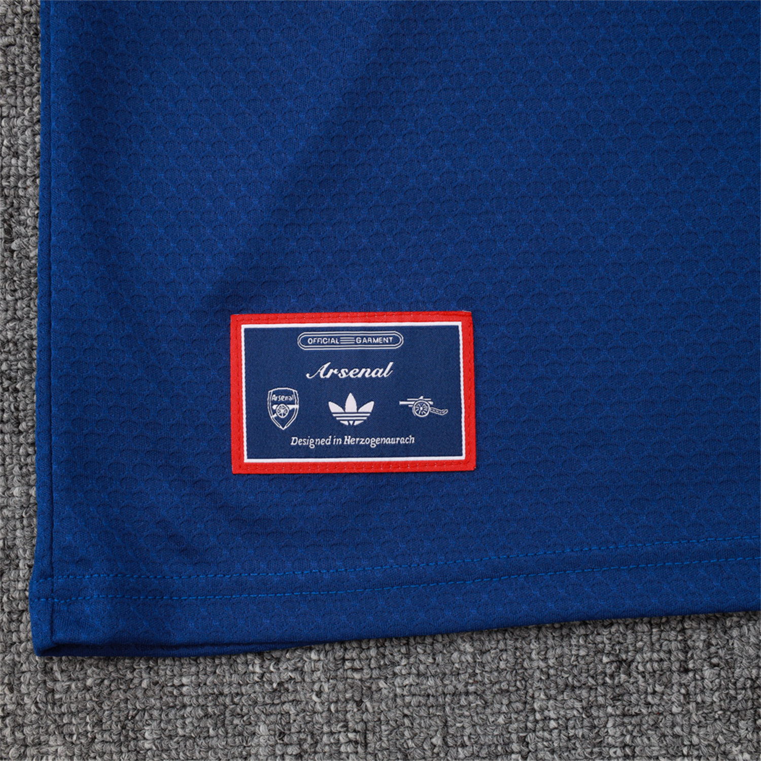 foot-Arsenal 25-26 Throwback Trefoil Short-Sleeve Training Set - Royal Blue Top and Shorts