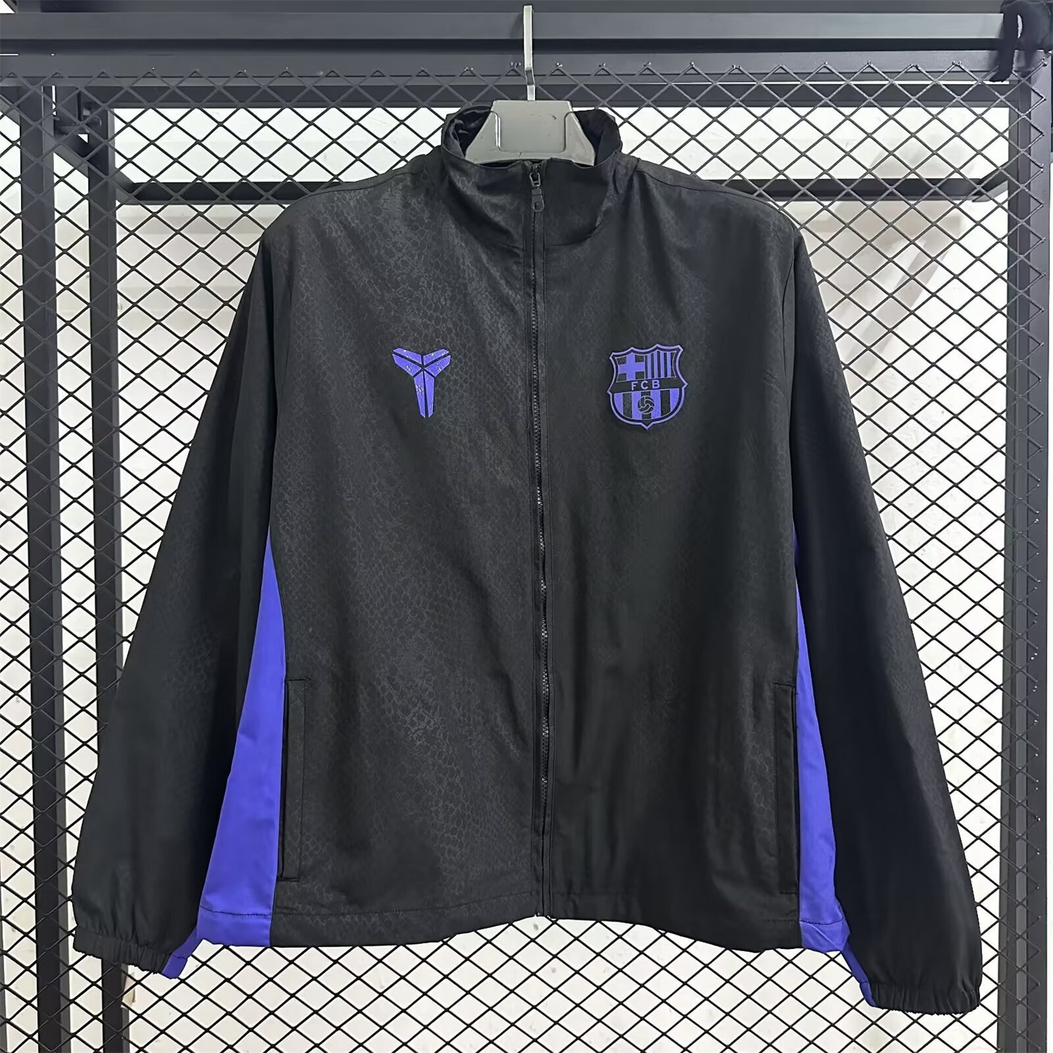 foot-Barcelona 25-26 KB Co-Branded Windbreaker Jacket - Black