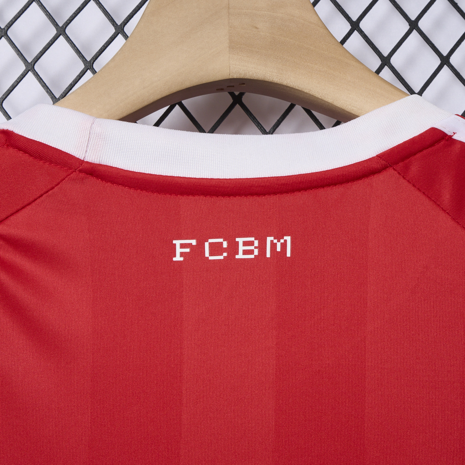 foot-Bayern Munich 25-26 Red Trefoil Goalkeeper Jersey - Fans Version