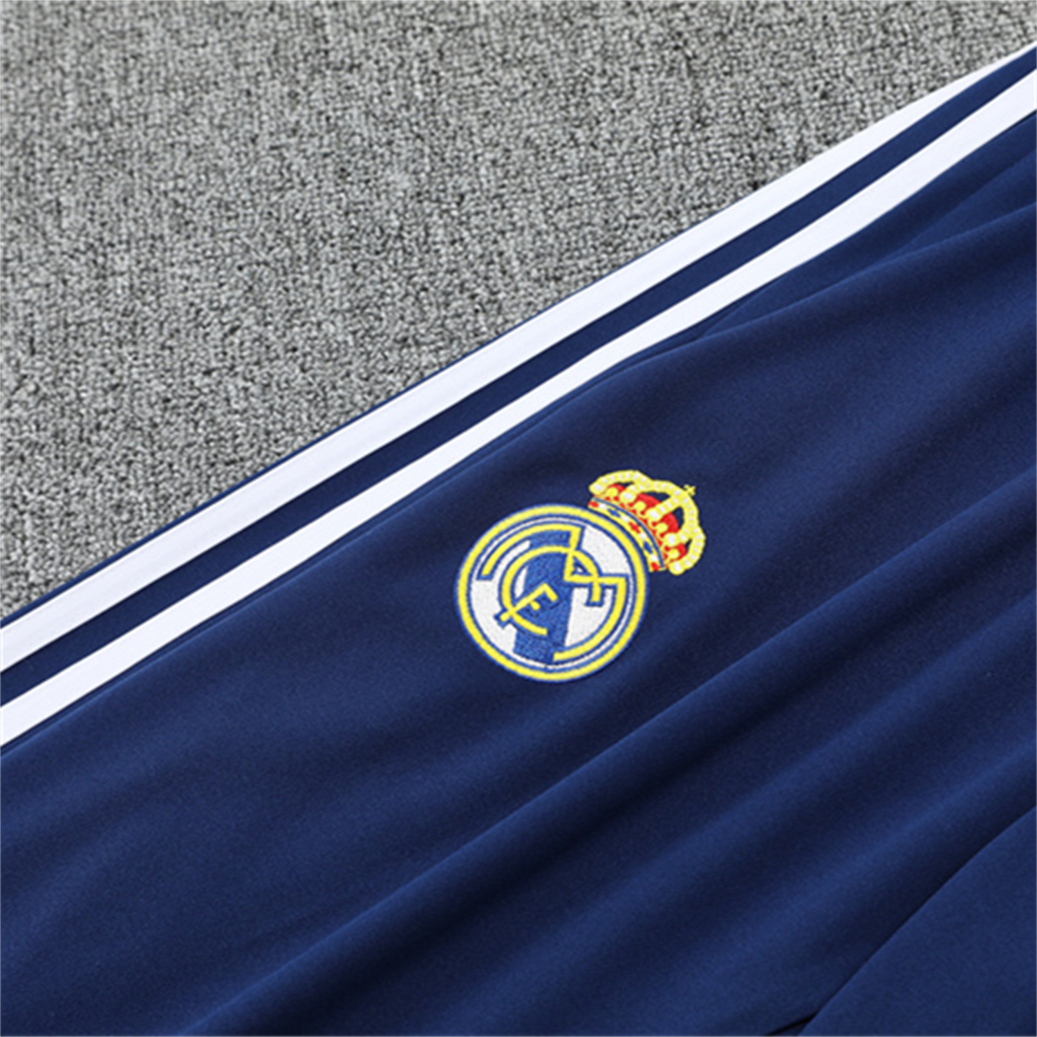 foot-Real Madrid 25-26 Kids Long Sleeve Training Set - Throwback Royal Blue Top and Pants