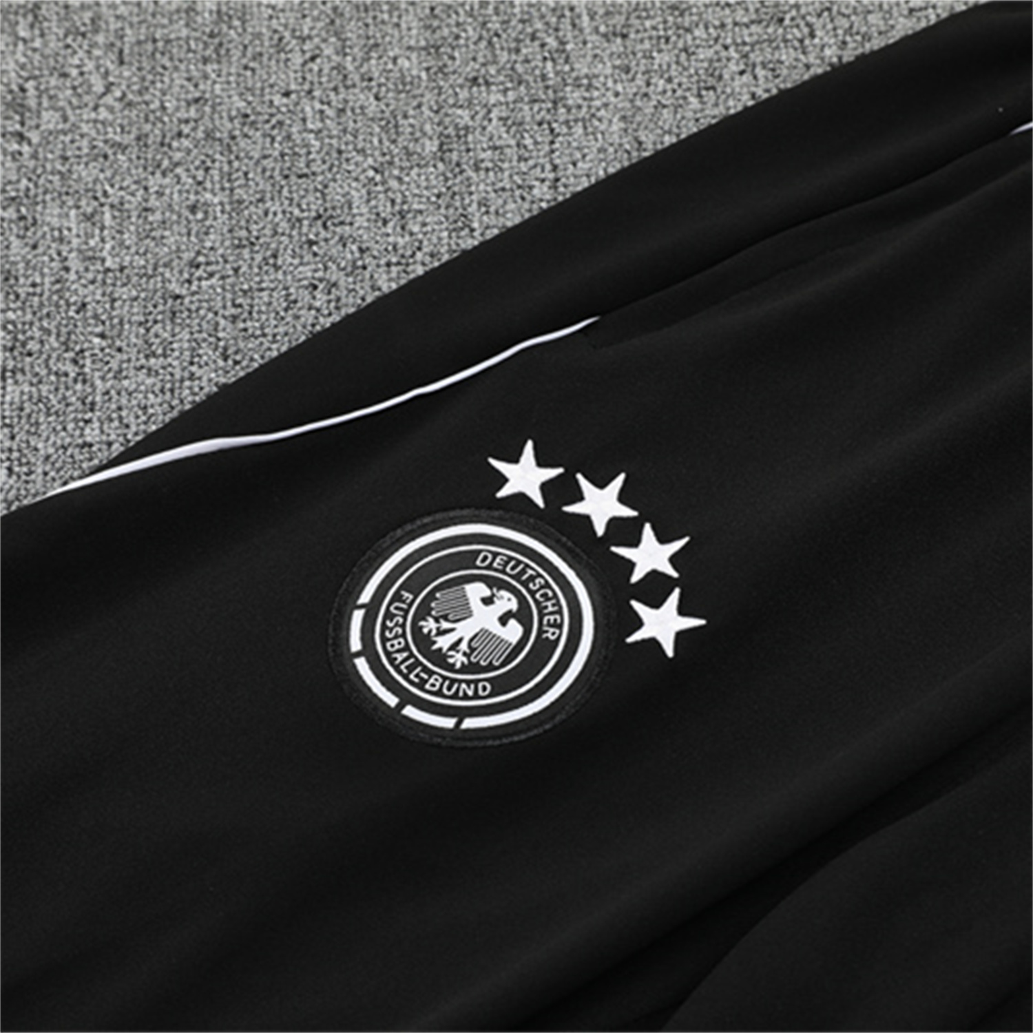 foot-Germany 25-26 Kids Long Sleeve Training Set - Black Top and Black Pants