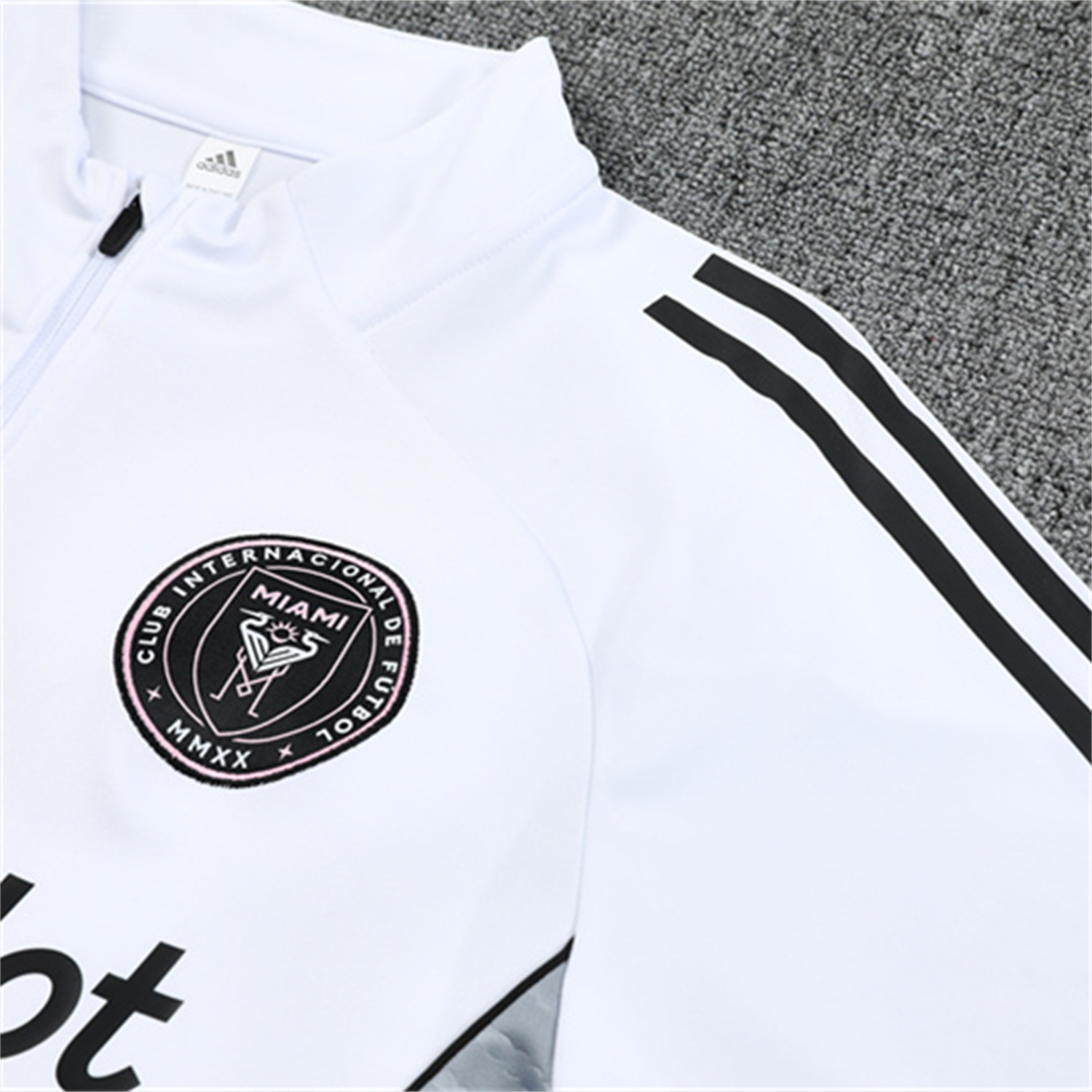 foot-INT M.A.M 25-26 Kid Long Sleeves Training Set - White Top & Black Pants